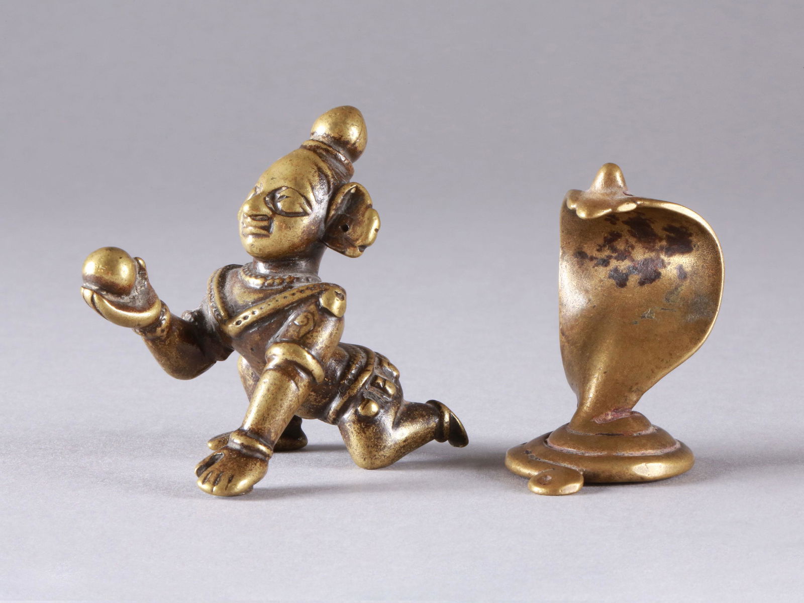 2 Indian Bronze Miniatures (1 of 10)