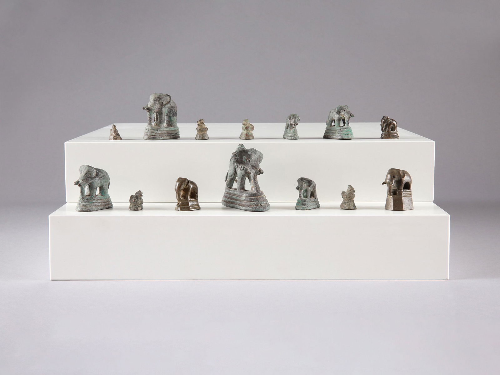 9 Opium Weights, Handycraft (1 of 4)