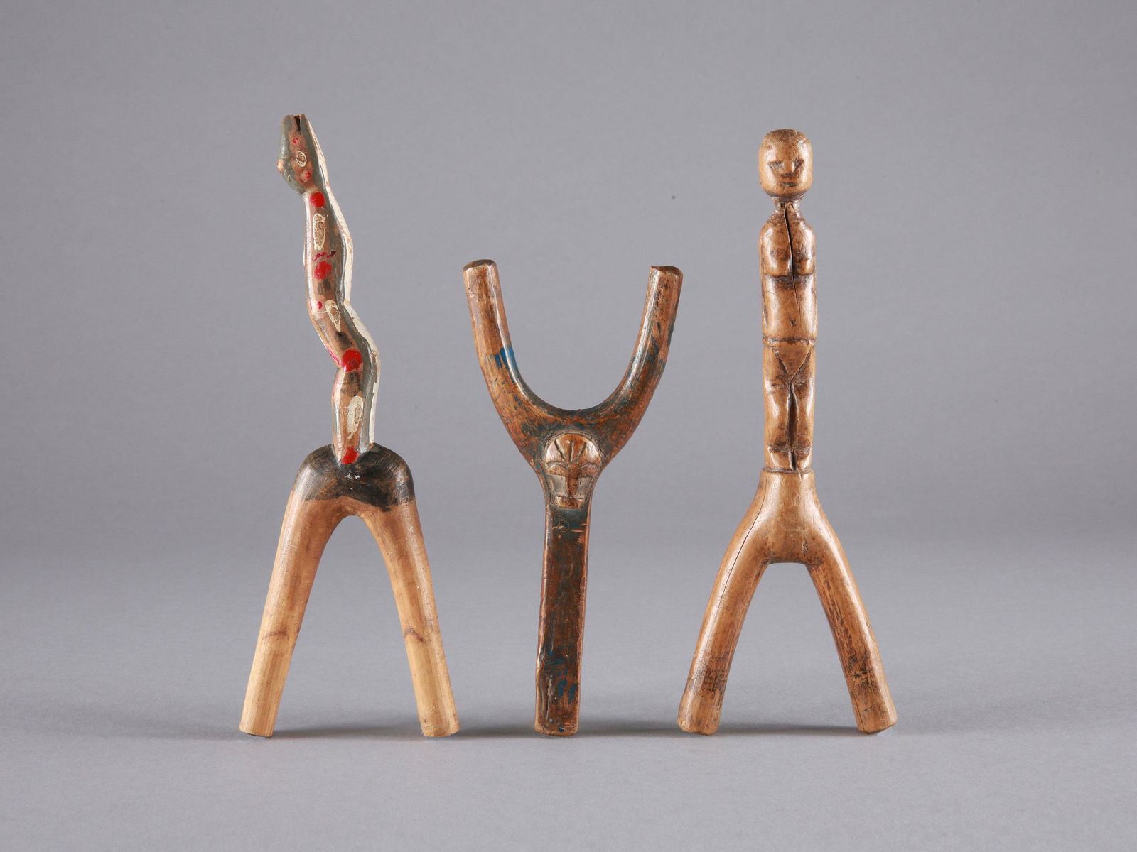 3 Akan Slingshots, "potomowaka" (1 of 6)