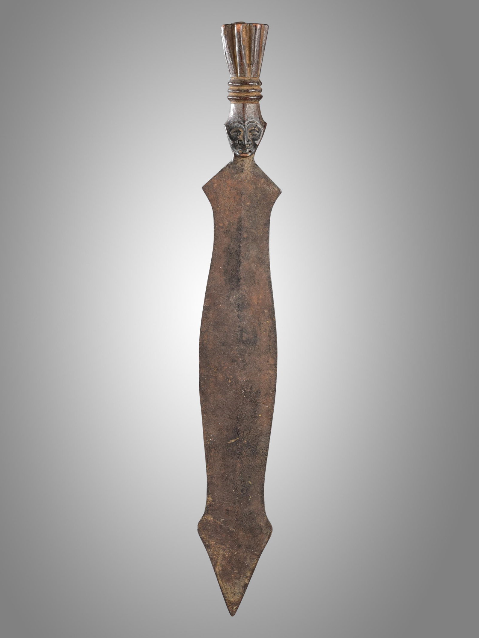 A Salampasu Sword (1 of 6)