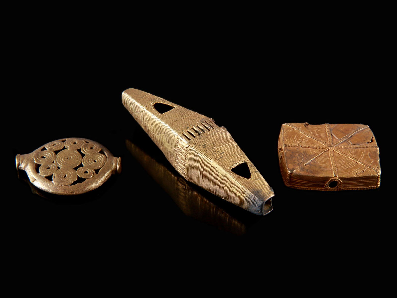 3 Akan Jewellery Pieces (1 of 4)