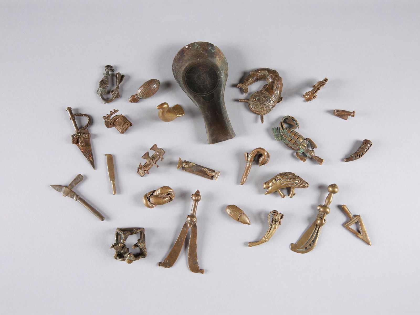 23 Asante Goldweights and a Spoon, "saawa" (1 of 19)