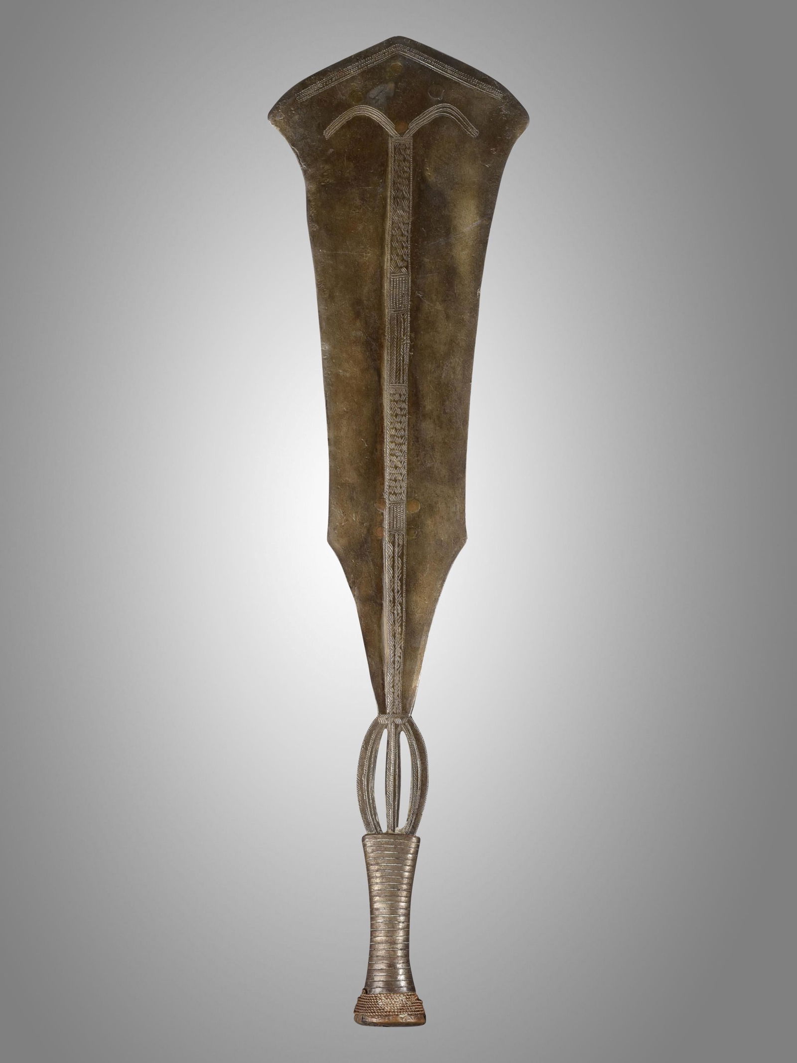 Short Sword, "ifangbwa" (1 of 6)