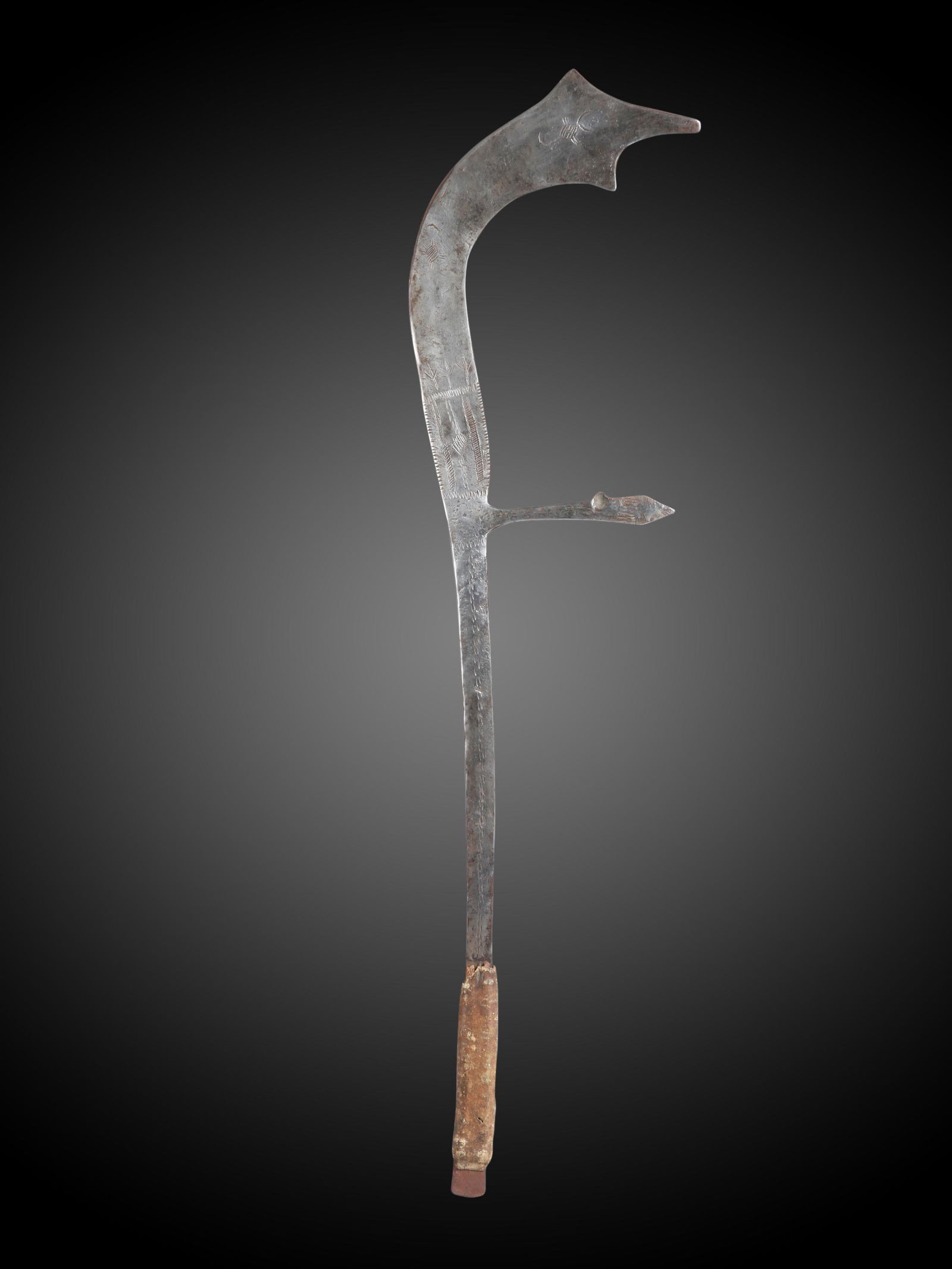 An Ingessana Throwing Knife, "muder" (1 of 10)