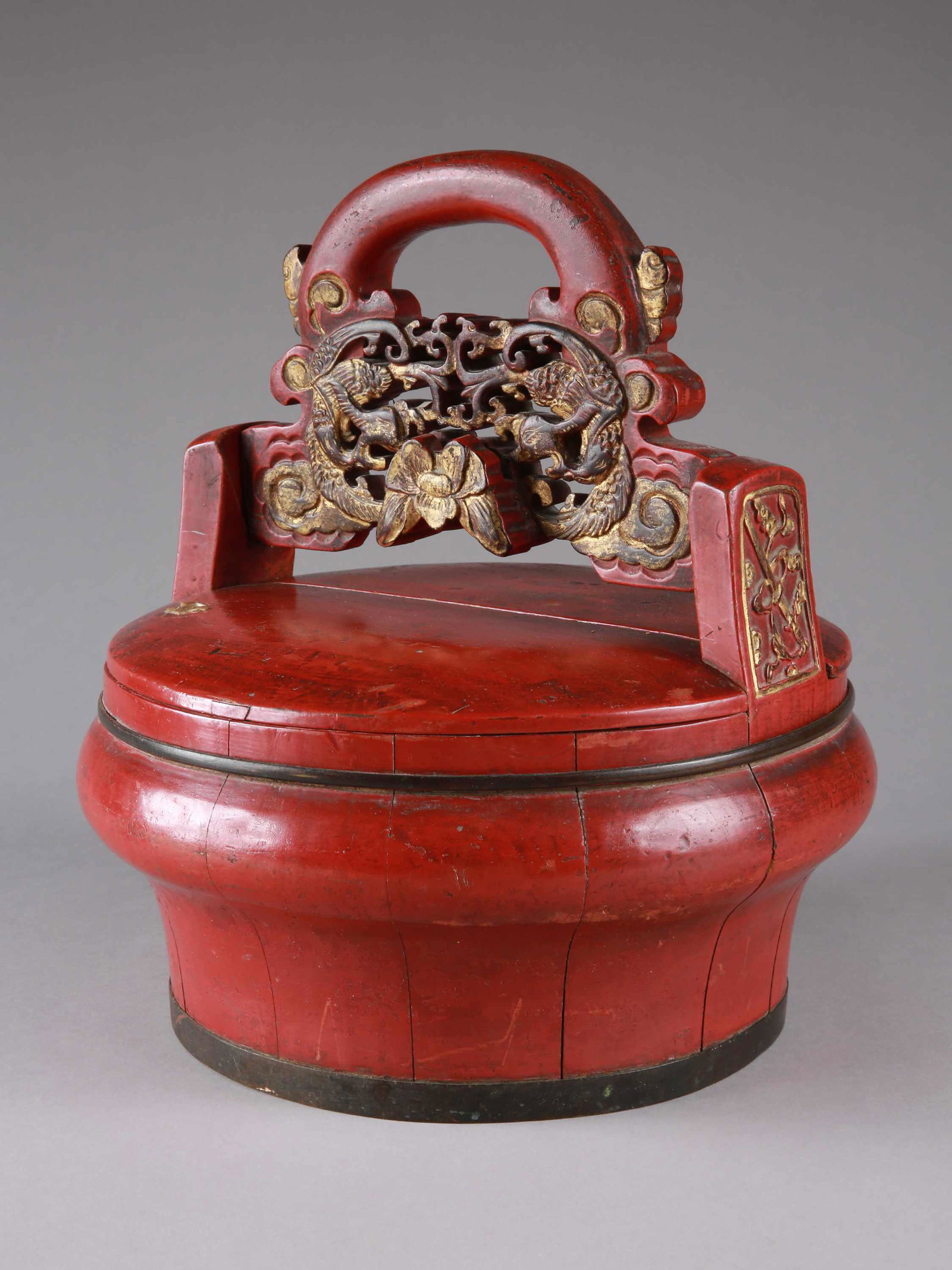 A Chinese Red Lacquer Food Container (1 of 12)