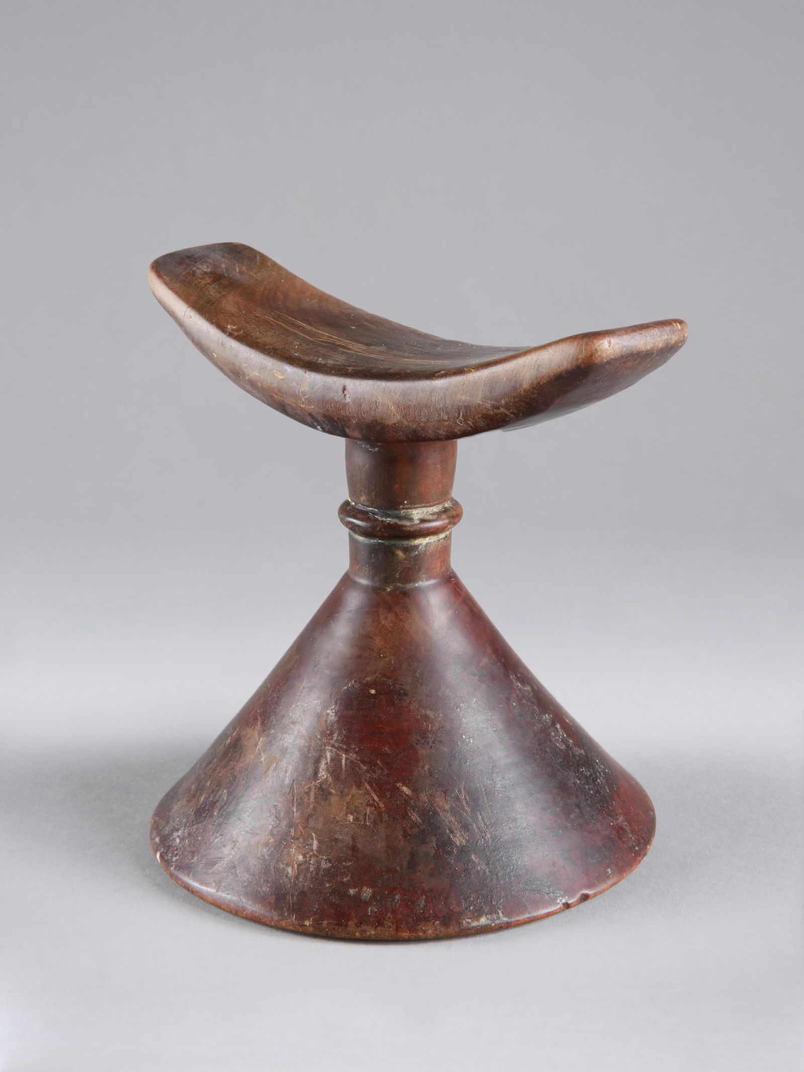 An Oromo Headrest, "gyimme" (1 of 11)