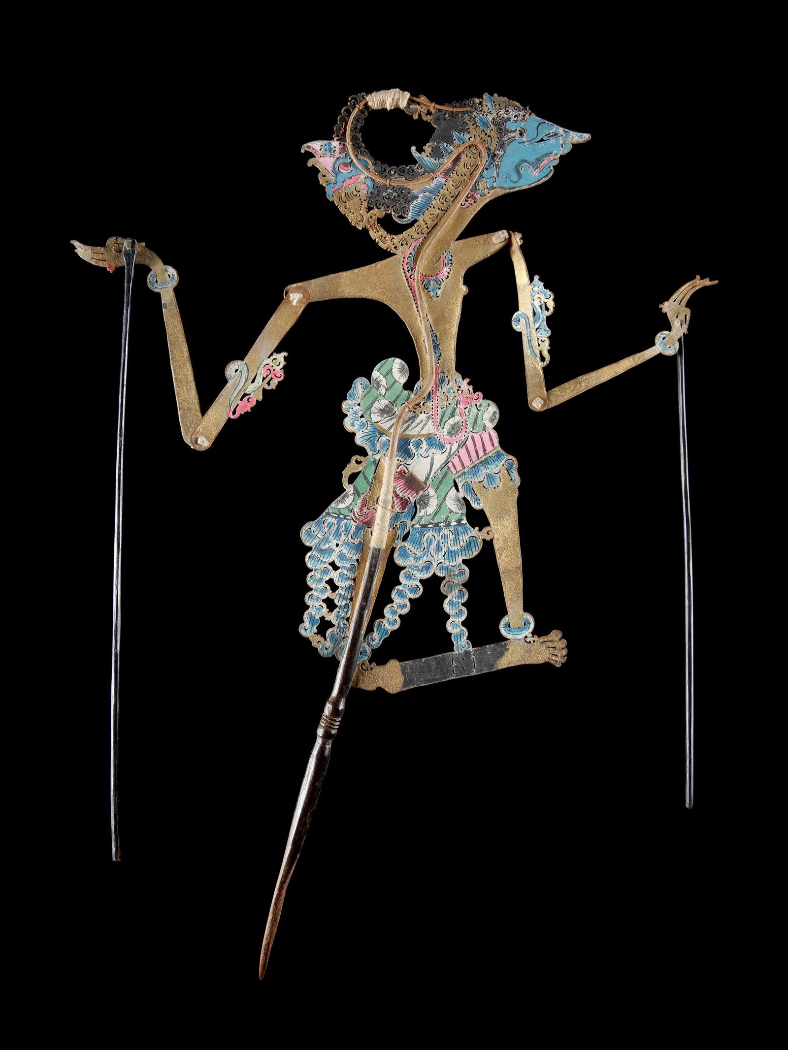 A Thai Shadow Puppetry Figure, "nang talung": Schattentheater-Figur, "nang talung" Thailand Ohne Sockel / without base Leder, Holz. H 56,5 cm. Provenienz: - Galerie Maria Wyss, Basel. - Erben Maria Wyss. - Galerie Walu, Basel. CHF 100 / 200 EUR 9