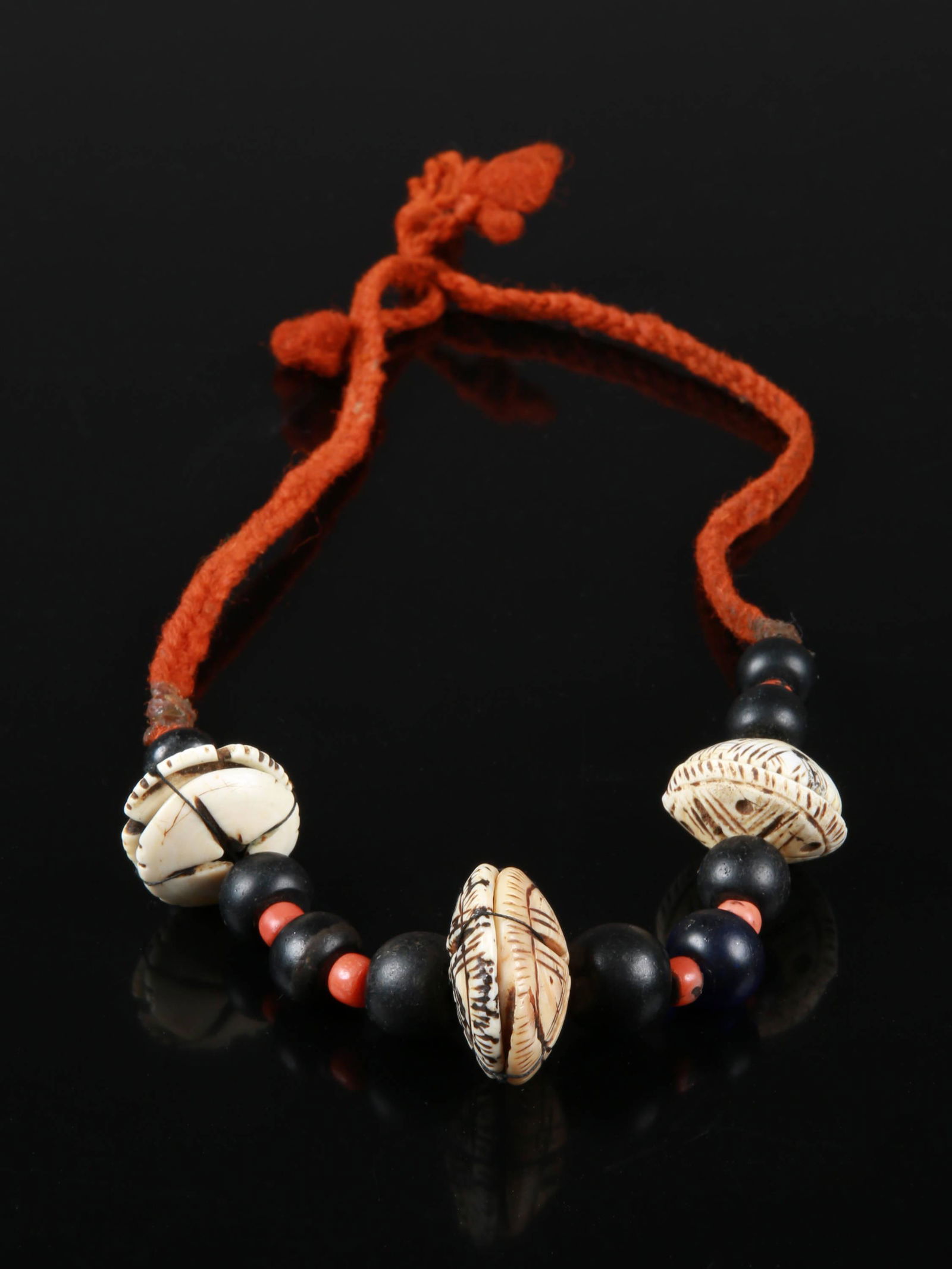 A Berber Shell Bead and GalssBead Necklace (1 of 4)