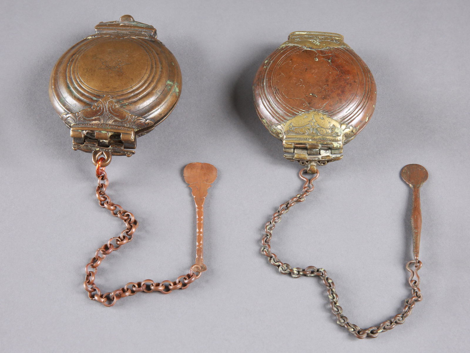 2 Lime Containers for Betel Nuts (1 of 8)