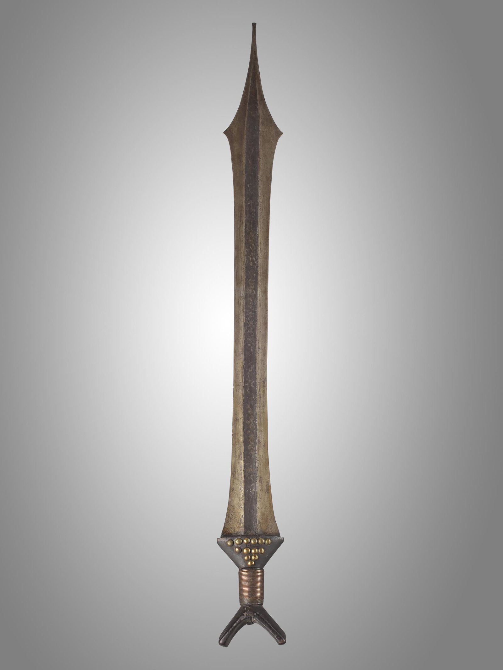 A Mbuun Ceremonial Sword (1 of 4)