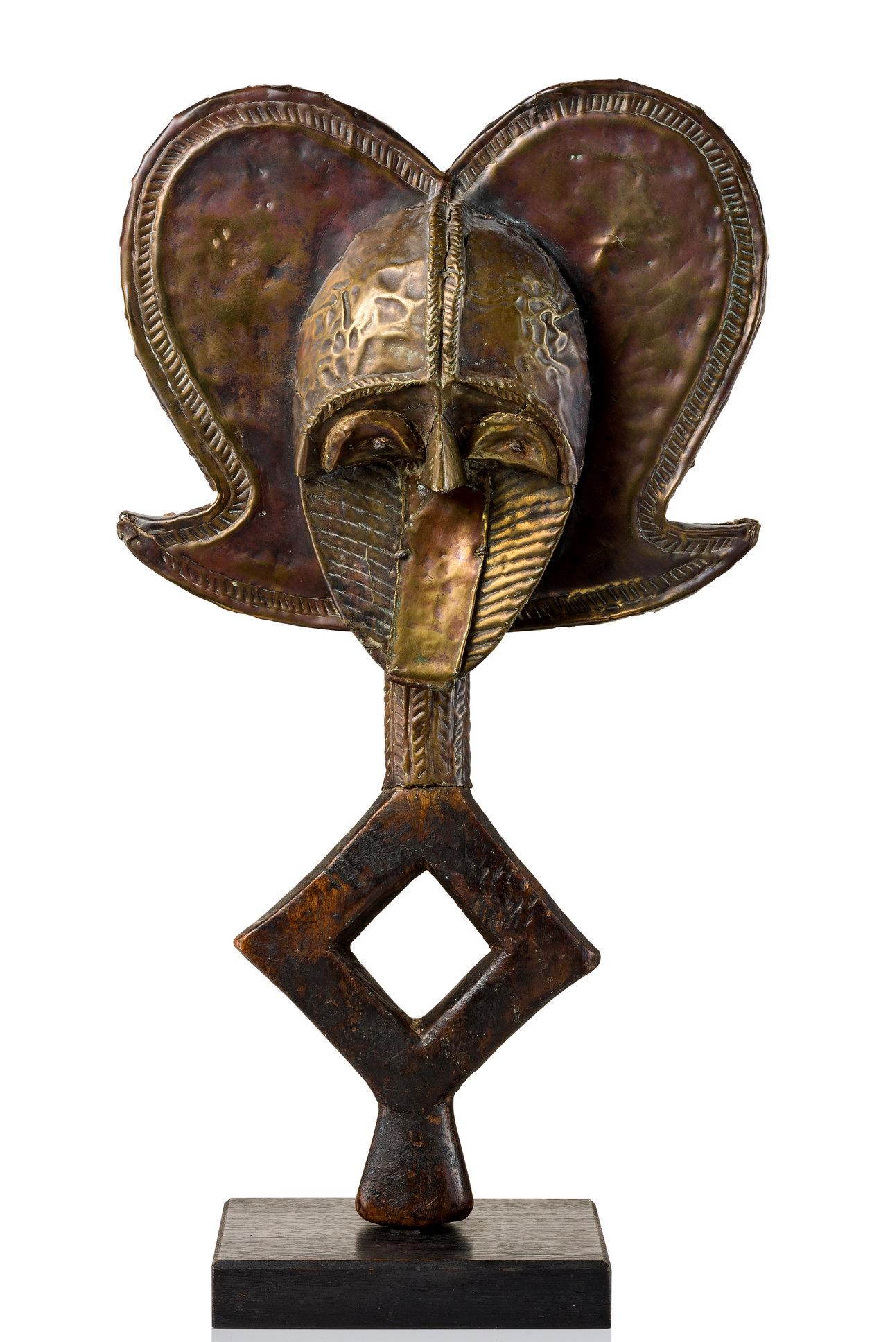 A Kota Guardian Figure, "mbulu ngulu" (1 of 6)