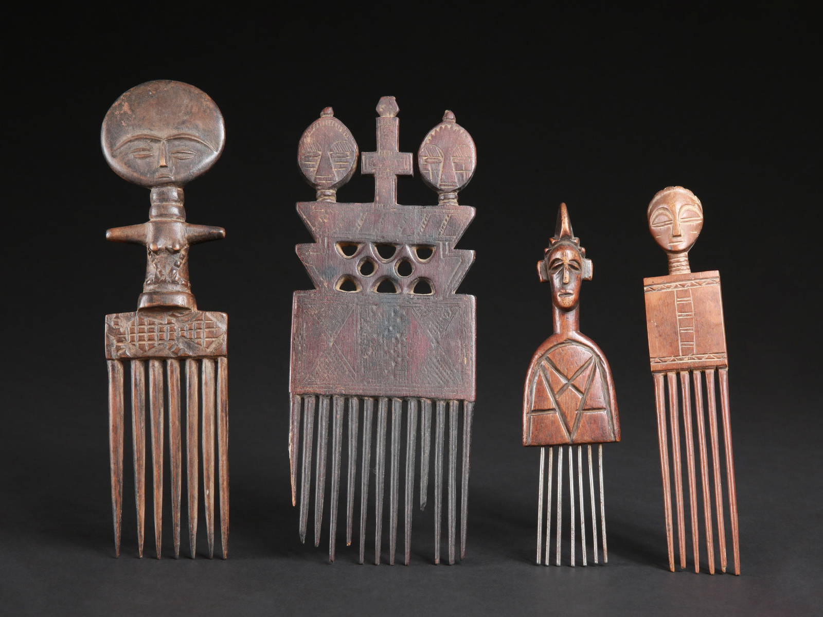 3 Asante Combs And A Yaka Comb Auction