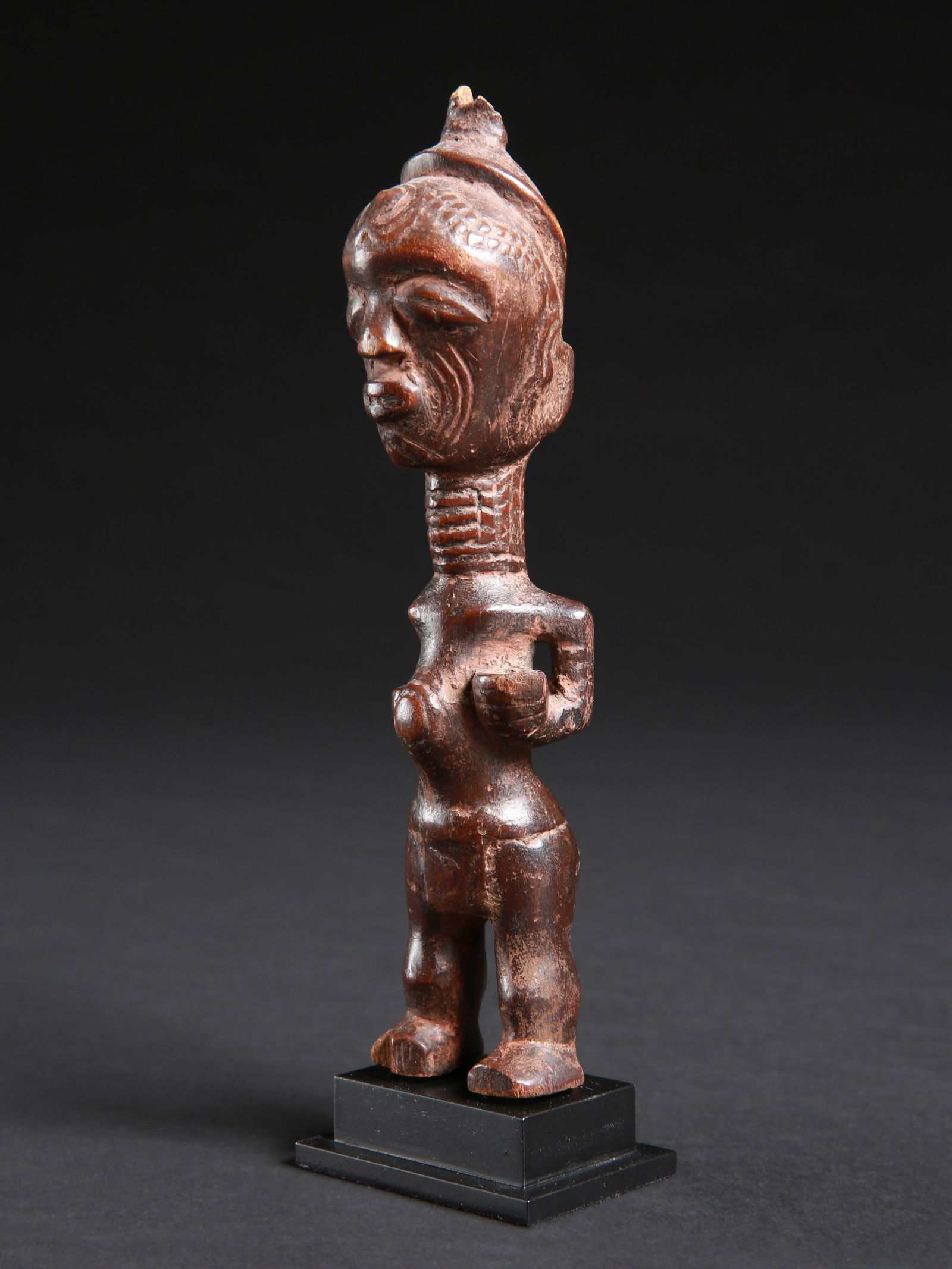 A Luluwa Miniature Figure, "mbulenga" (1 of 10)