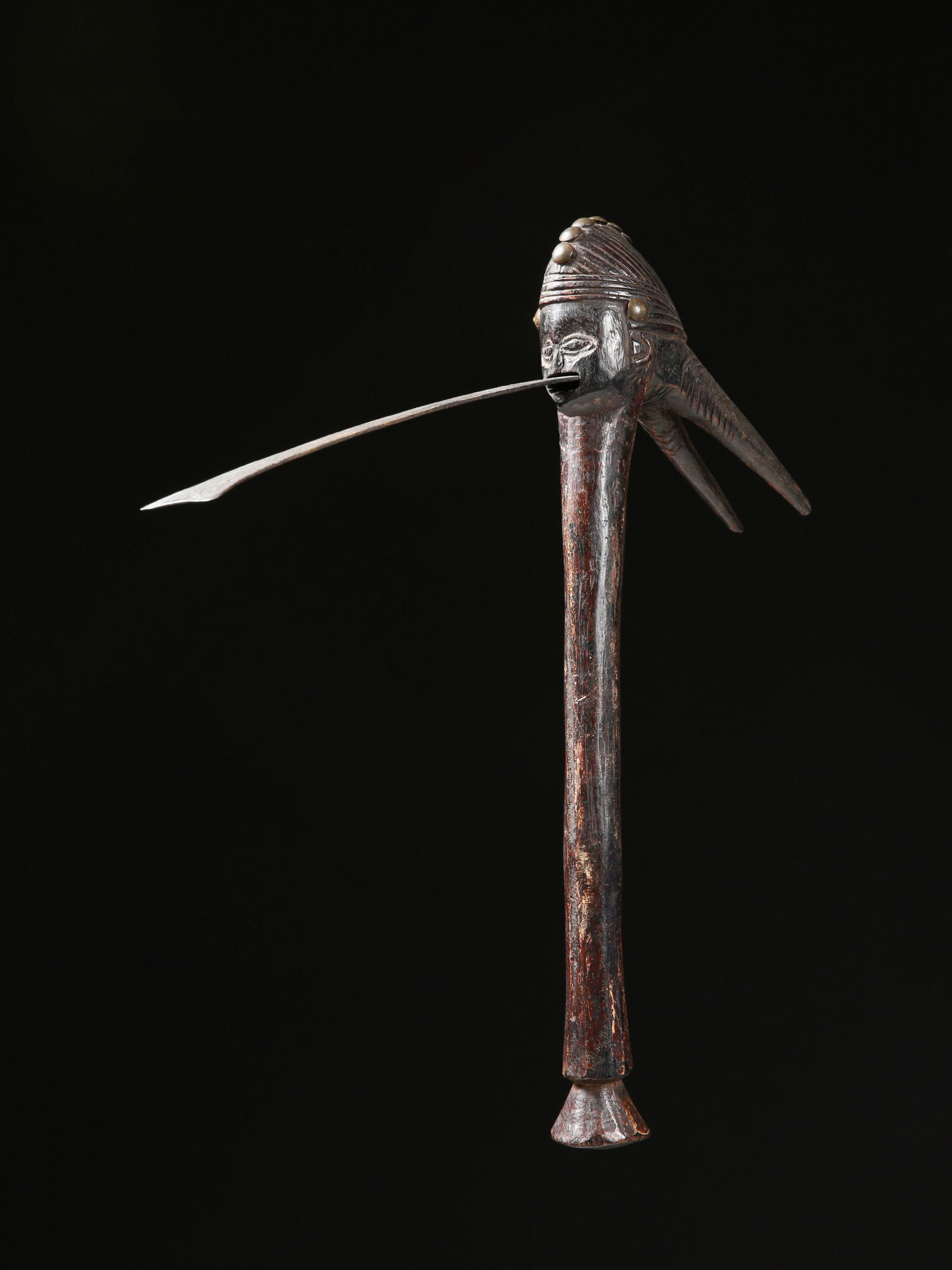 A Mbuun Antropomorphic Axe (Adze / Sceptre), "gaandu" (1 of 13)