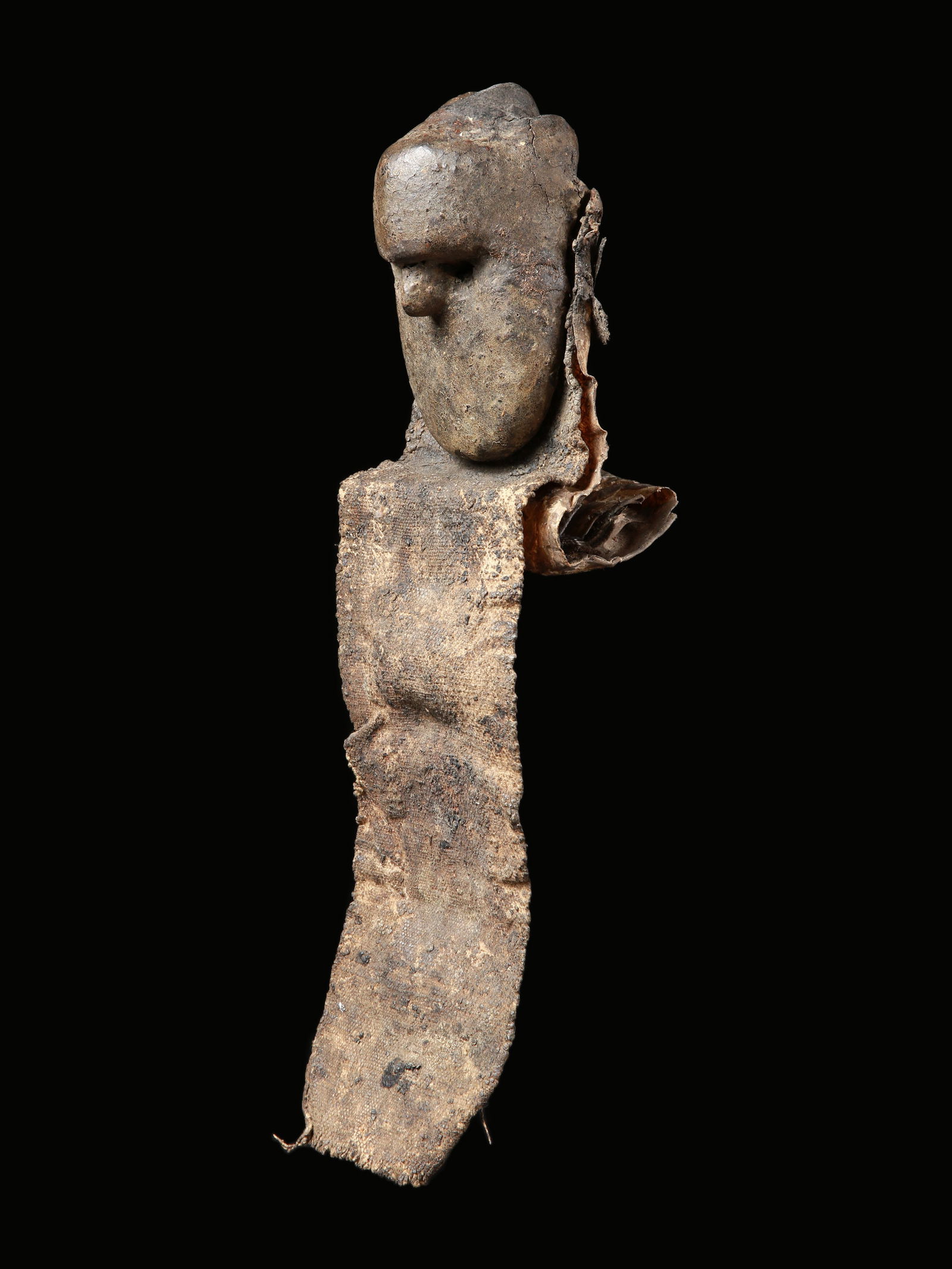 A Toma Miniature Mask (1 of 9)