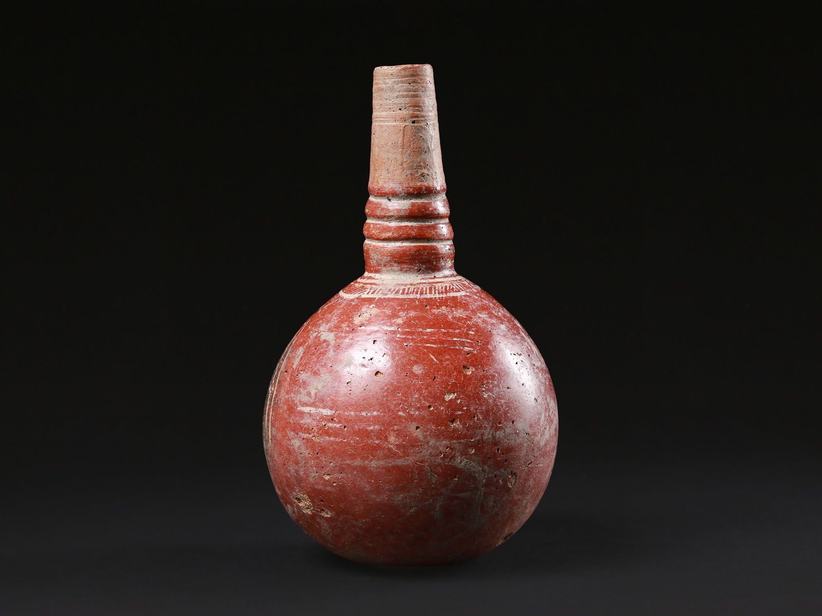 A Djenne Terracotta Vessel (1 of 7)