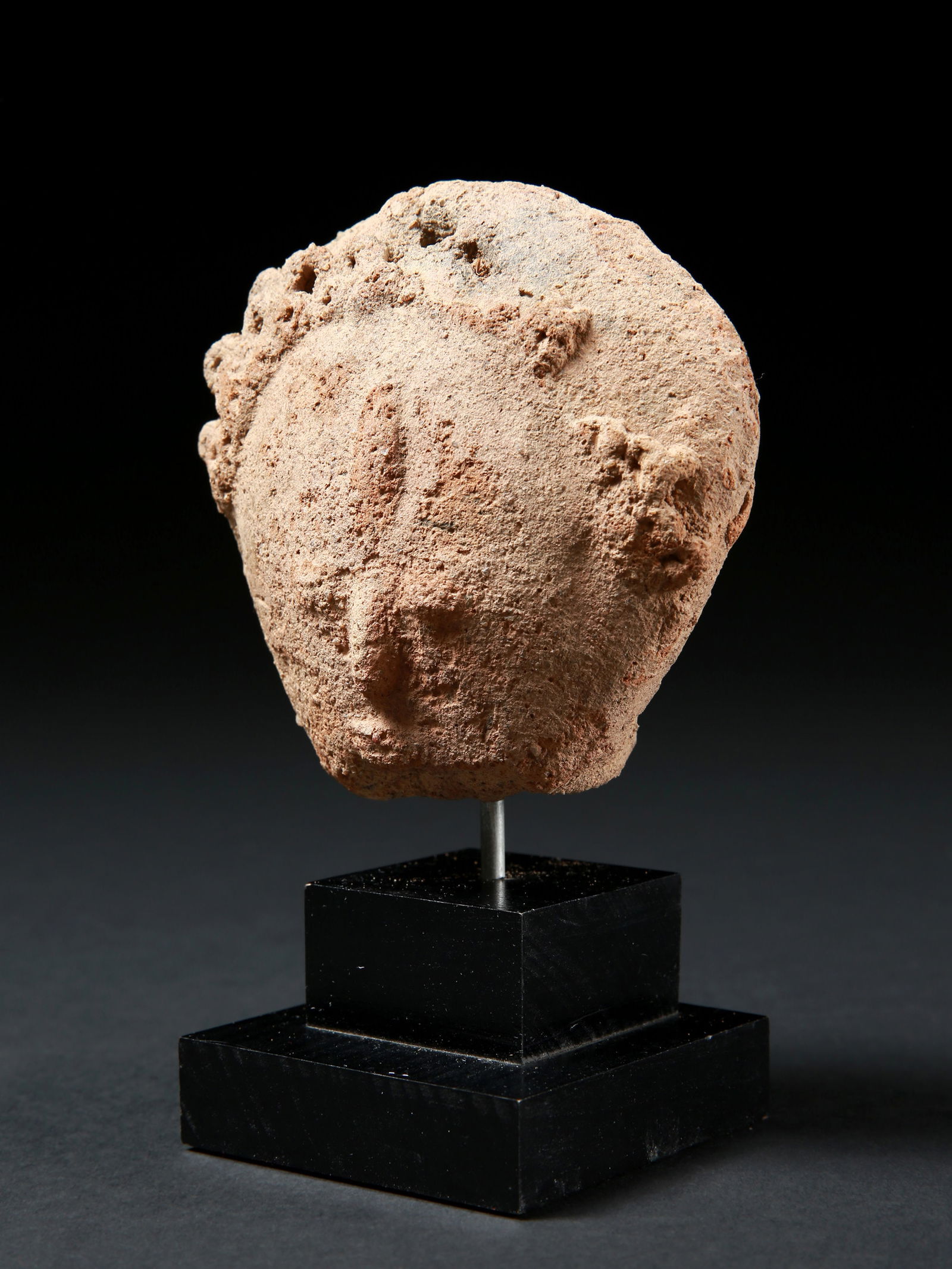 An Akan-Twifo Terracotta Head (1 of 10)