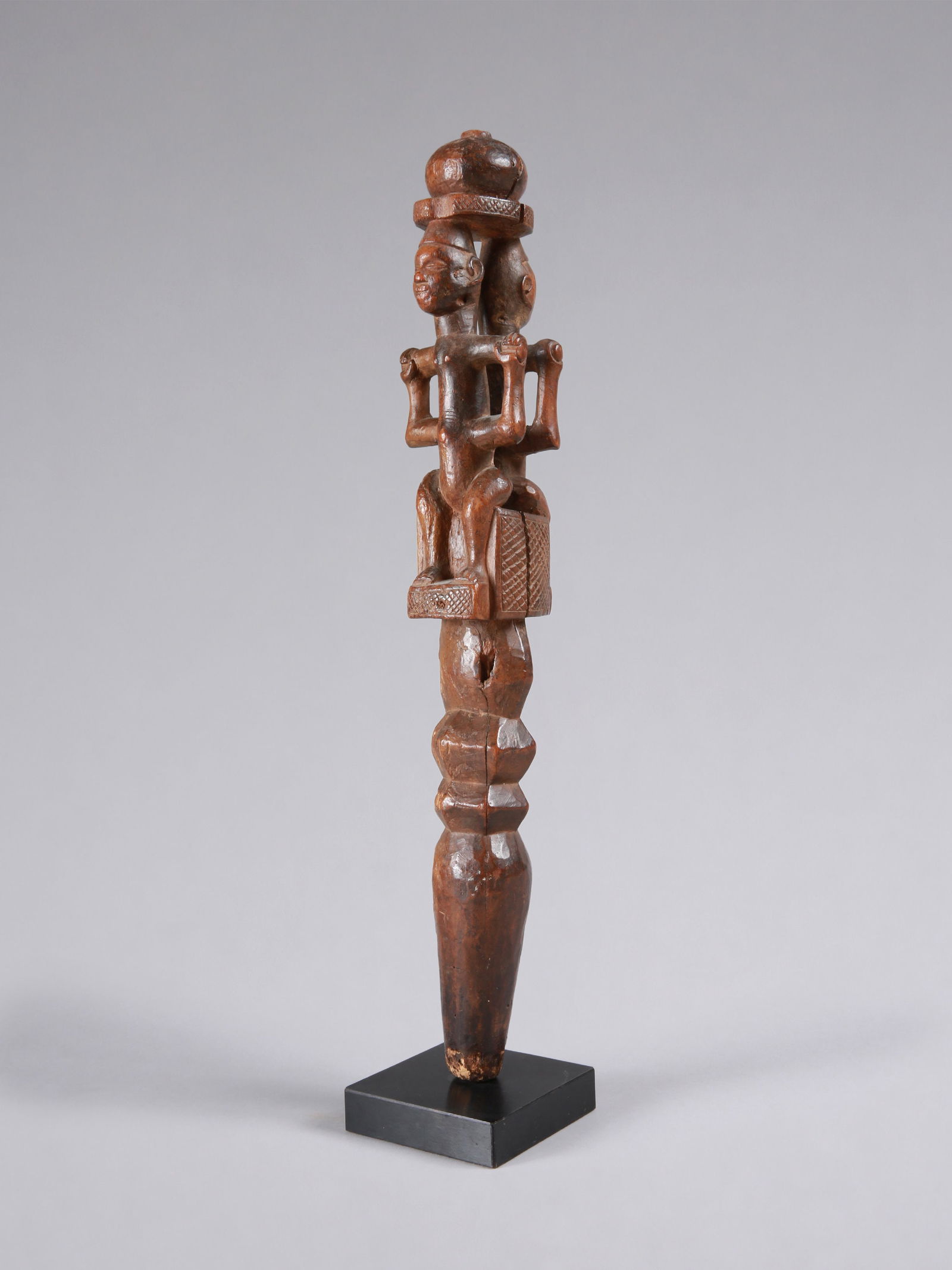 A Woyo Rattle/Dance Staff with two Figures, "ntafu maluangu" (1 of 15)