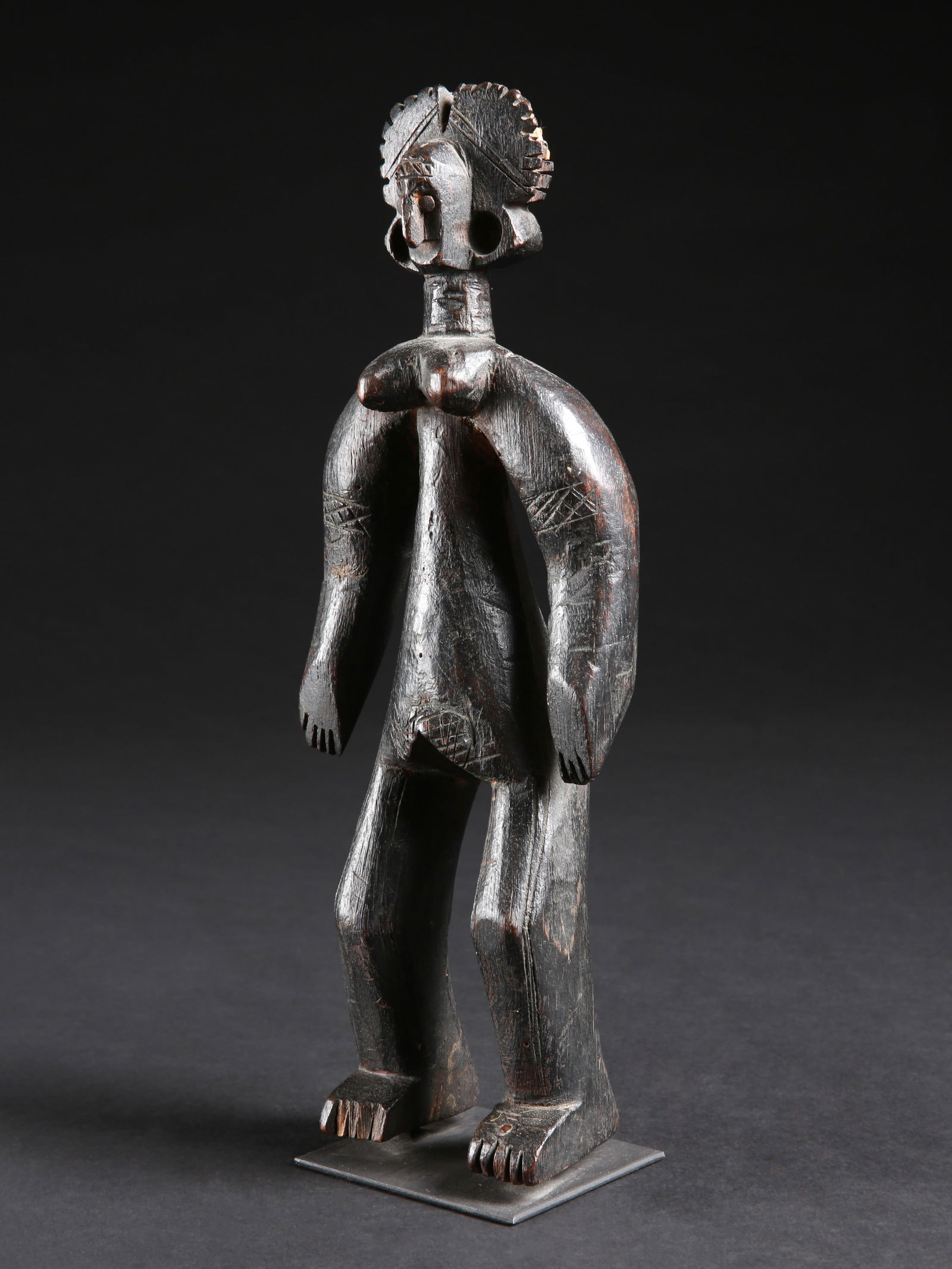 A Bamana Twin Figure "flanitokele" (1 of 11)