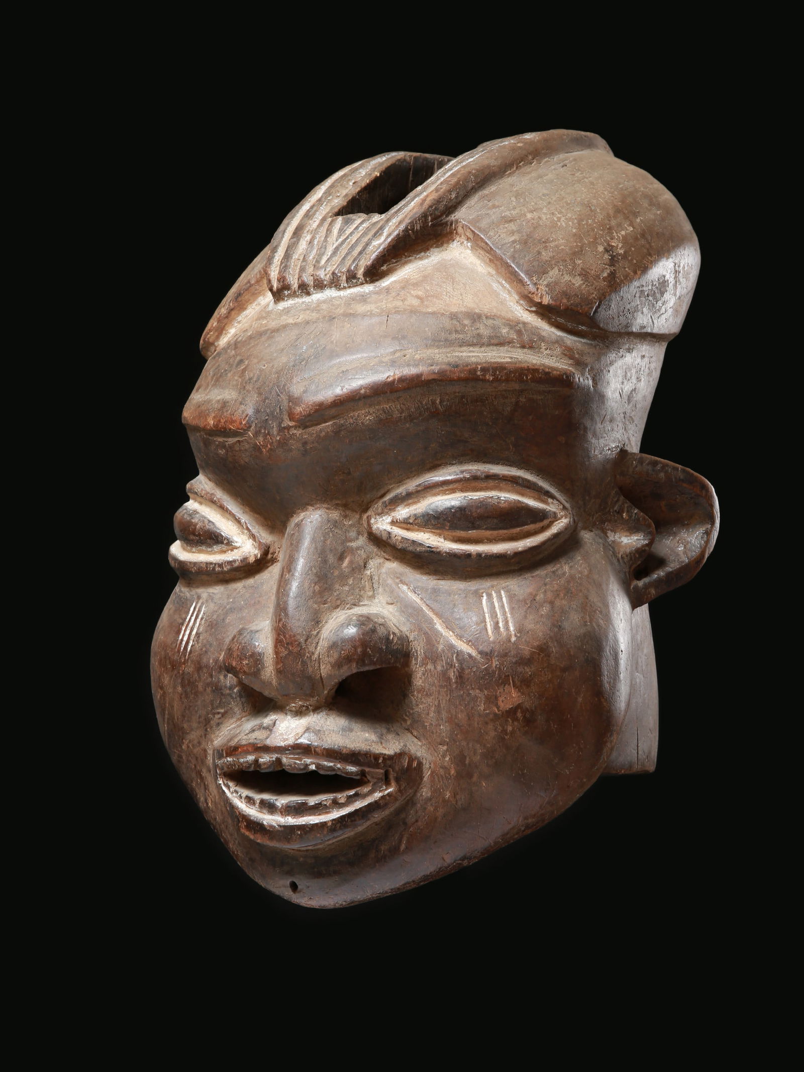 A Bekom (Grassland) Mask, "ngon'" (1 of 12)