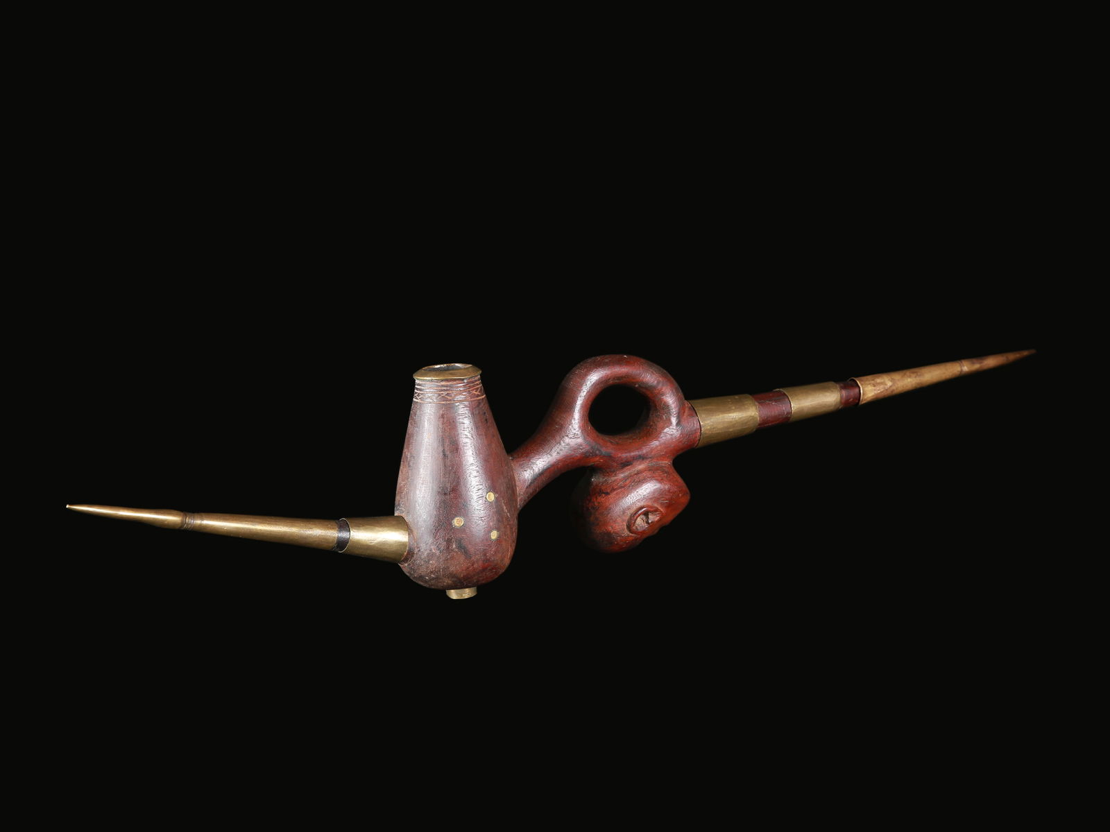 A Dinka Tobacco Pipe, "dack" (1 of 6)