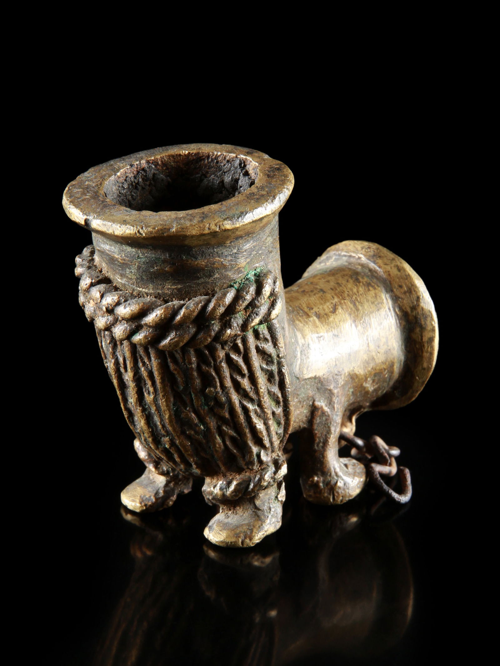 An Igbo Smoking Pipe Bowl (1 of 9)