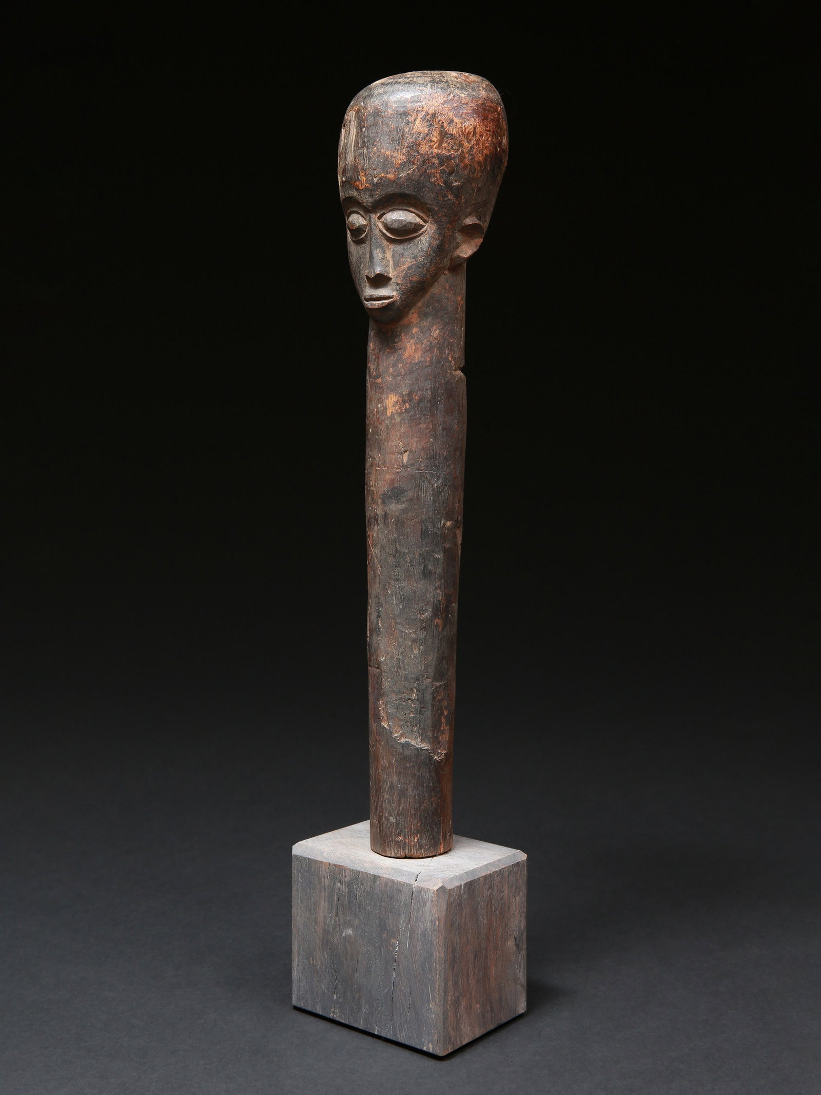 A Lobi Head, "baàthíl" (1 of 12)