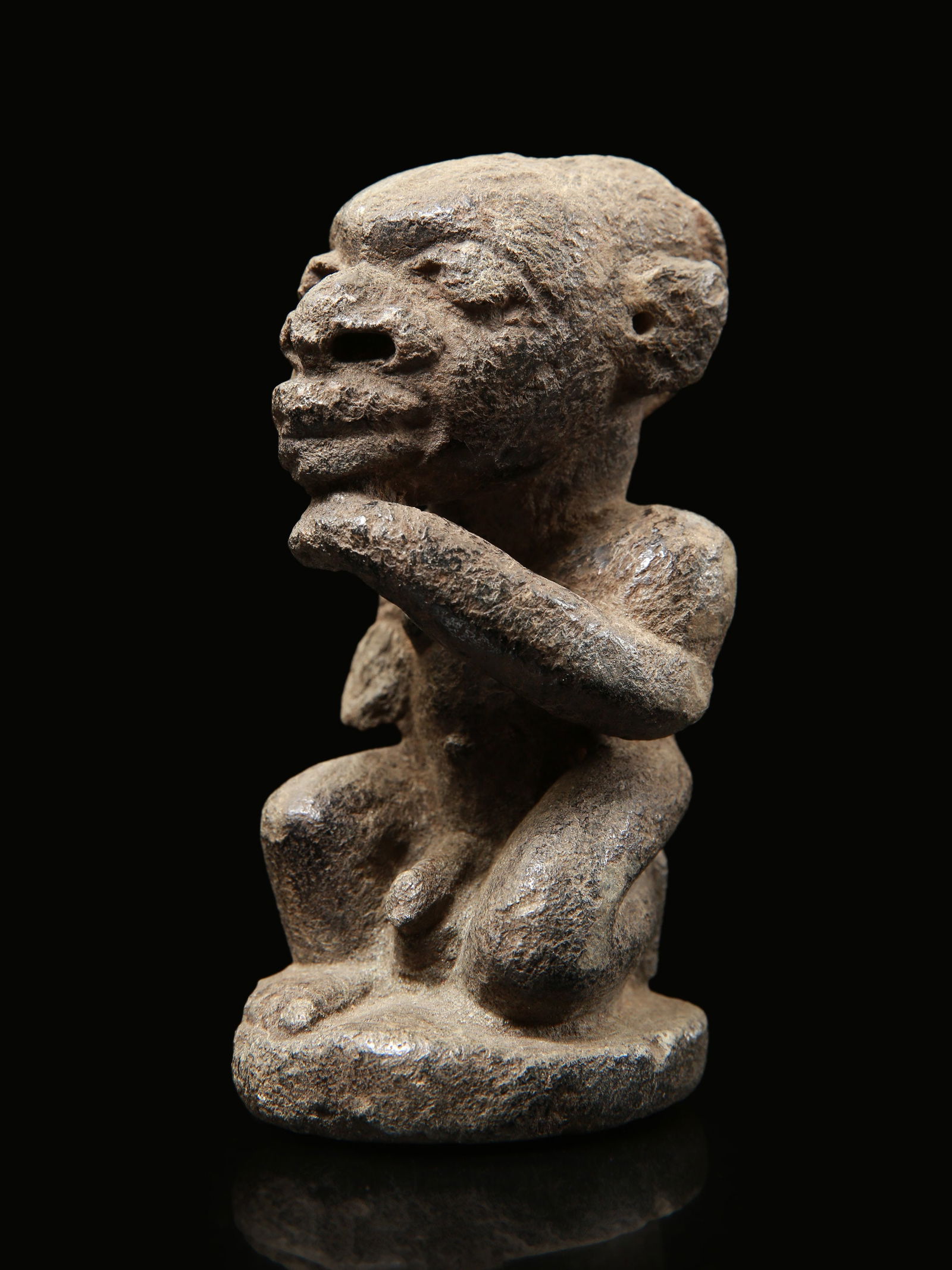 A Sapi Stone Figure (1 of 11)