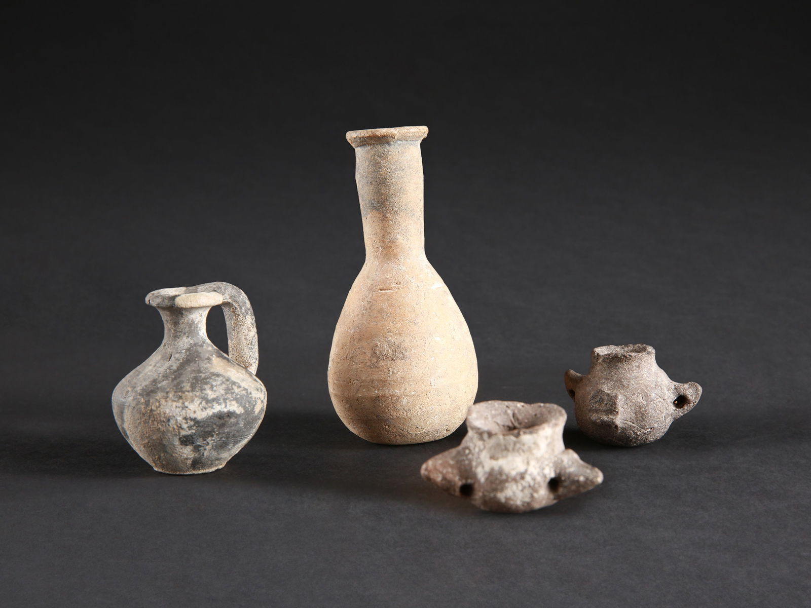 2 Nubian Soliflor, a Roman Jug and a Roman Balsamaria (1 of 7)