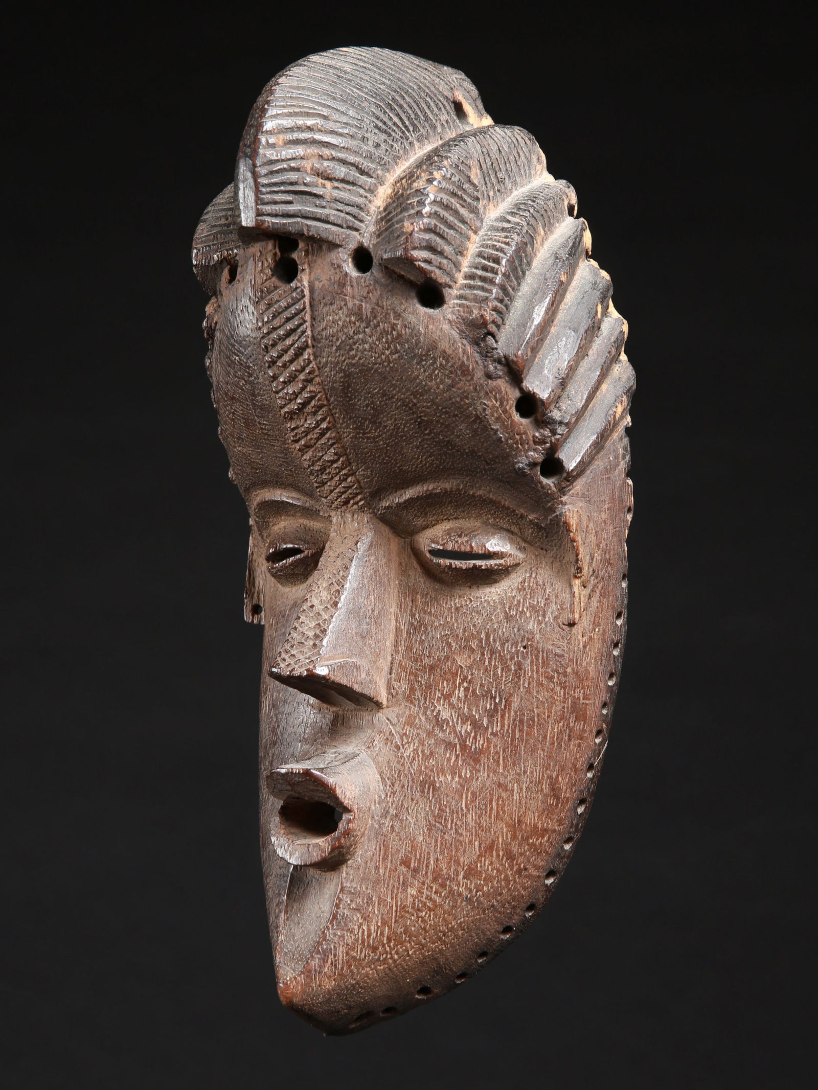 A Bassa Mask, "geh-naw" (1 of 6)