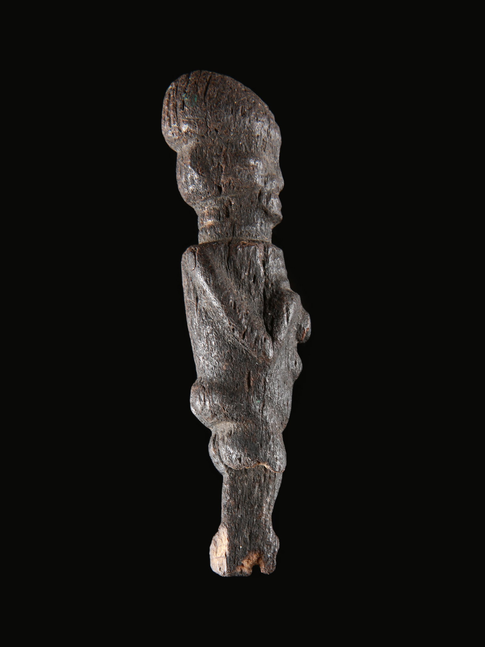 Miniature Figure: Miniaturfigur Kamerun Ohne Sockel / without base Holz. H 10 cm. Provenienz: Gérald Minkoff (1937-2009) und Muriel Olesen (1948-2020), Genf. --------------------------------------------------- G&#