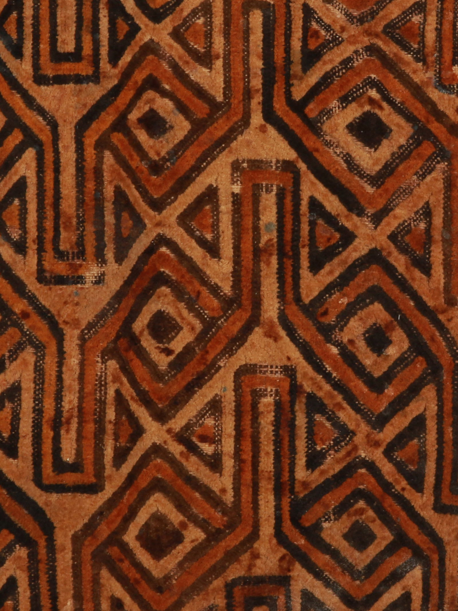 A Kuba Cut-Pile Embroidery Fabric: Raphia-Plüschgewebe Kuba. DR Kongo Ohne Sockel / without base Raphia. B 38 cm. L 58 cm. Provenienz: - lt. Charles Indlekofer: 1970er-Jahre, Sotheby's, London. - Charles und Hedy Indlekofer, Riehe