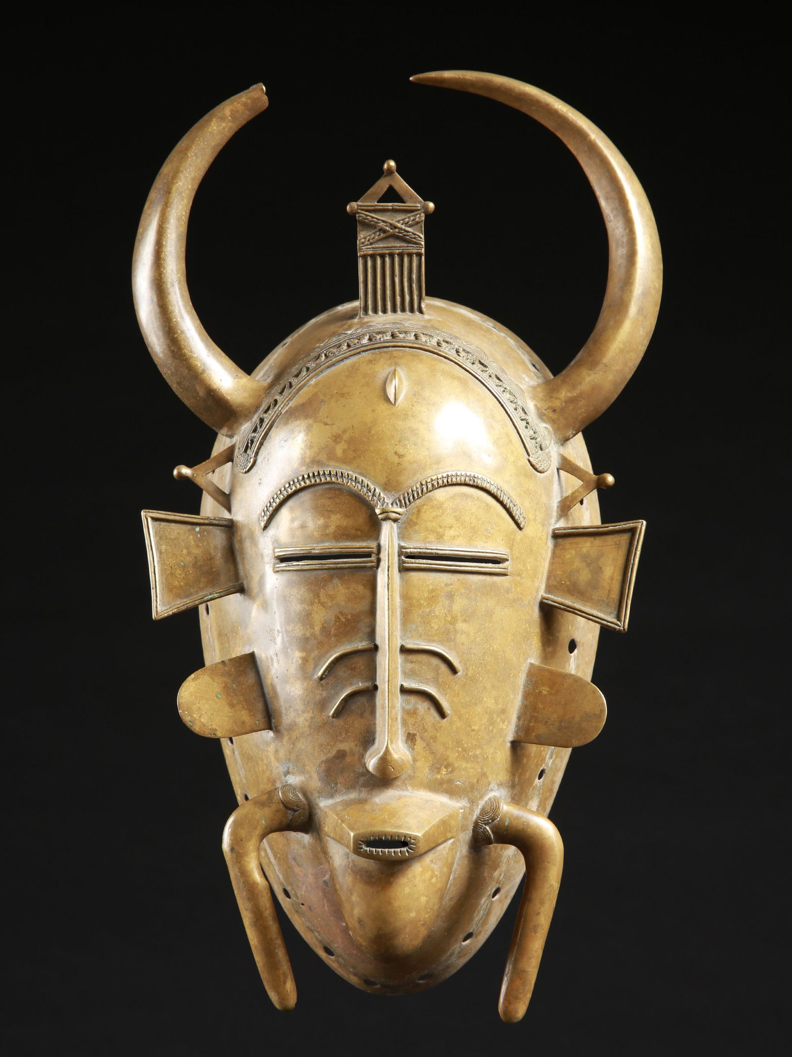 A Senufo Mask, "kanyire kodalye'e" (1 of 7)