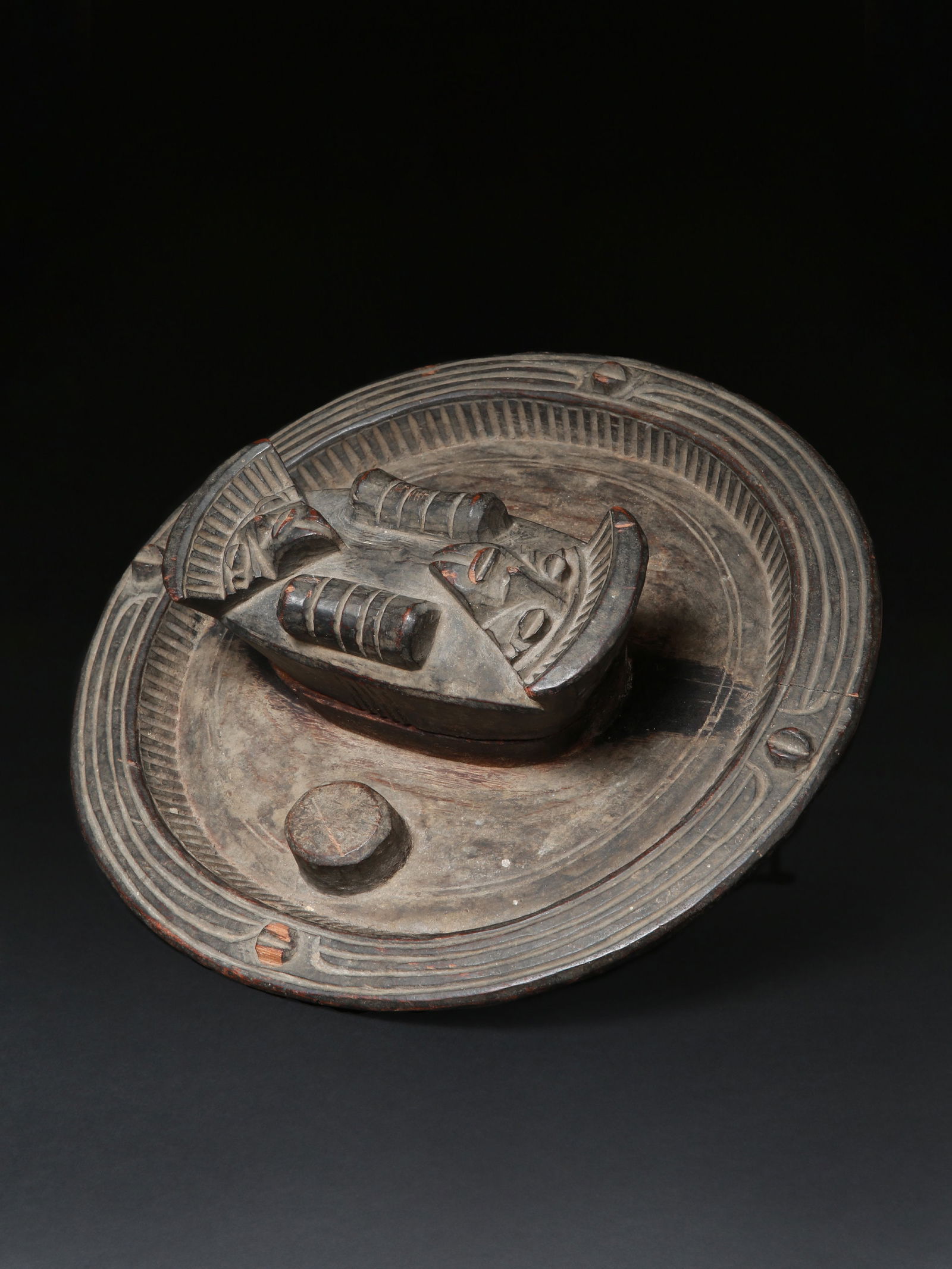 An Igbo Dish (Container with Lid) for Kola Nuts, "okwa oji" (1 of 9)