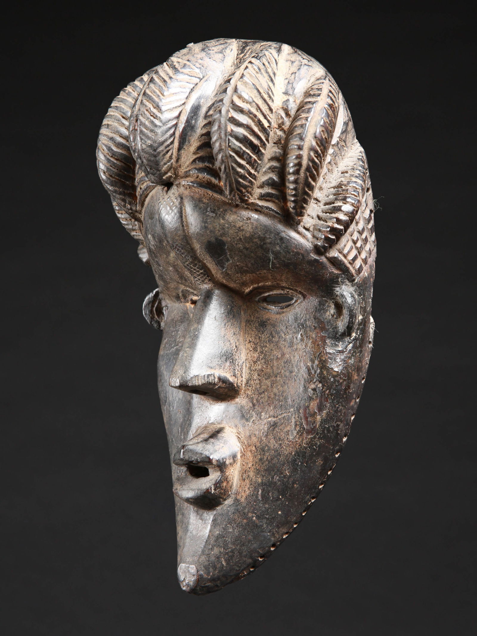 A Bassa Mask, "geh-naw" (1 of 8)