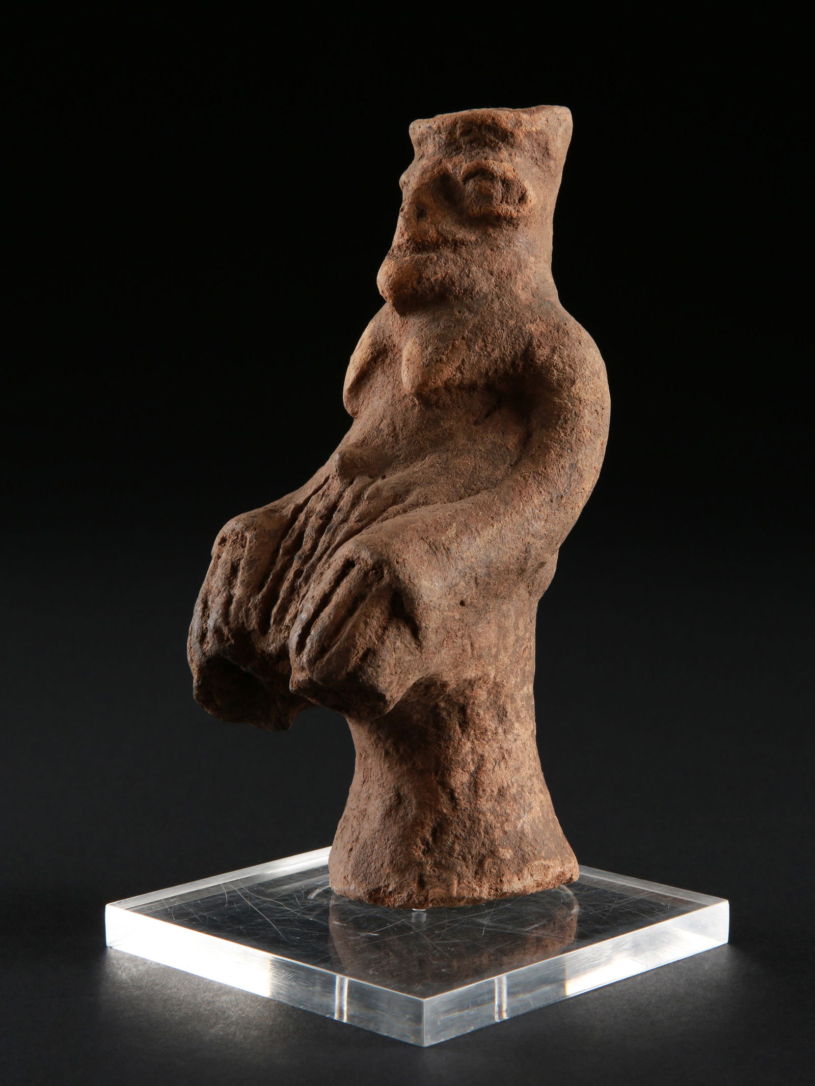 A Koma-Bulsa seated Terracotta Figure, "kronkronbua" (1 of 11)
