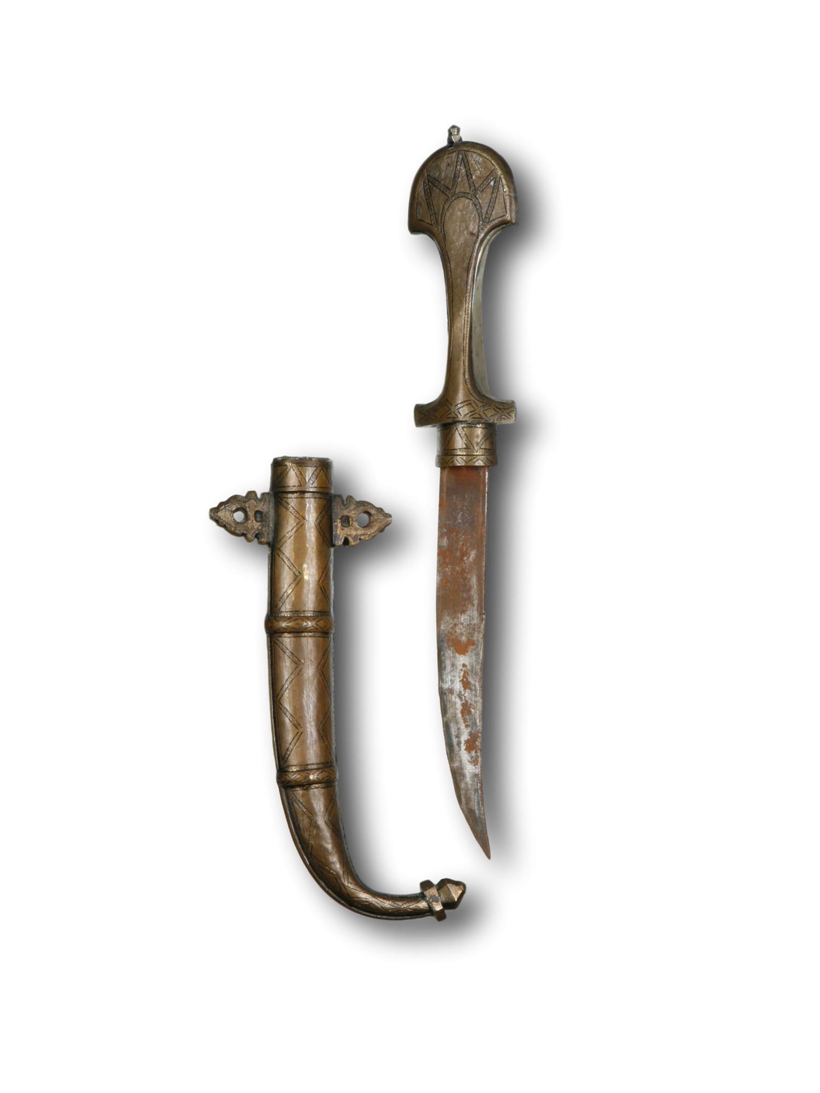 A Moroccan Dagger with Sheath, "koummya" (1 of 2)