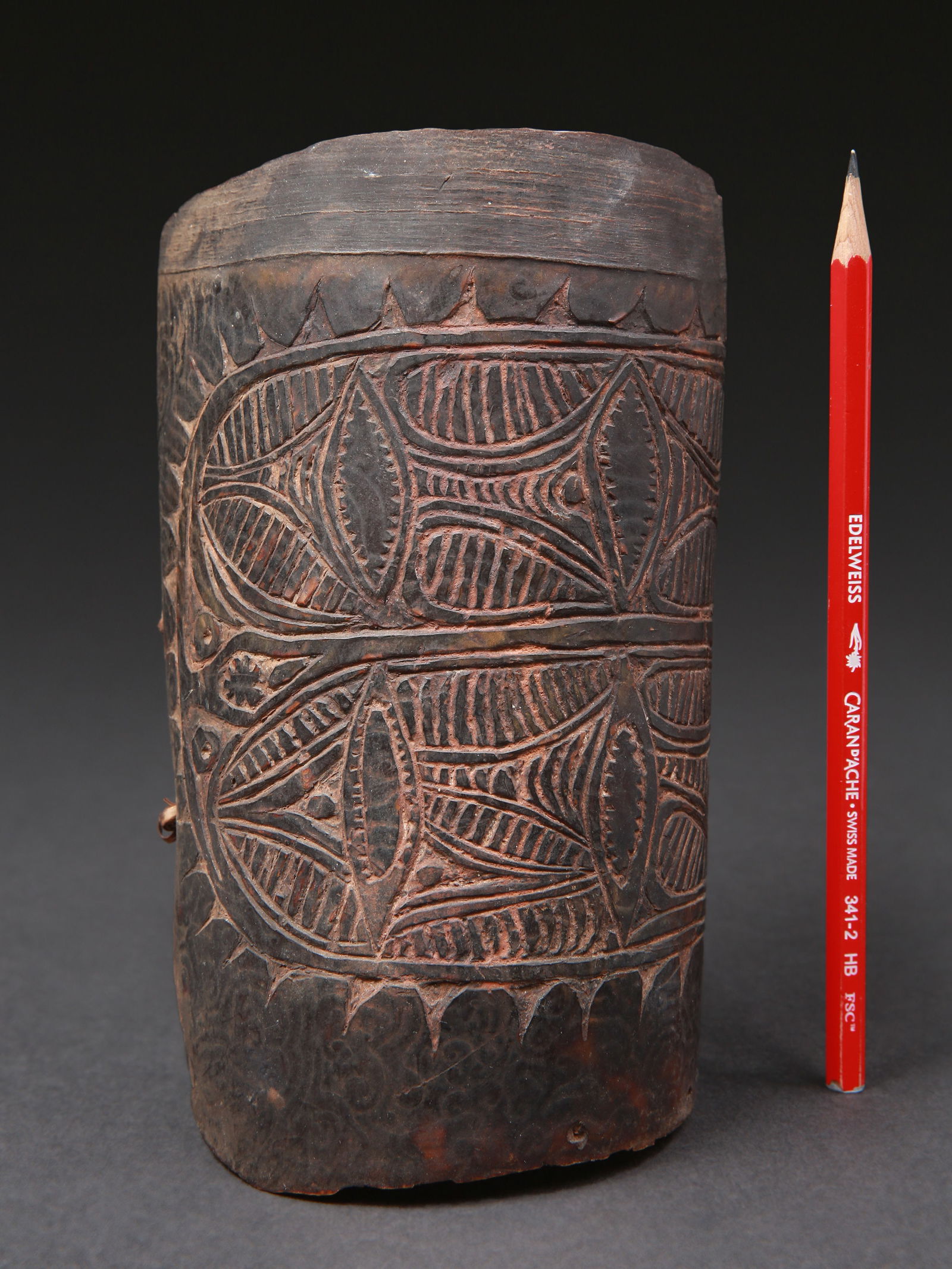 A Sepik Armband - 2
