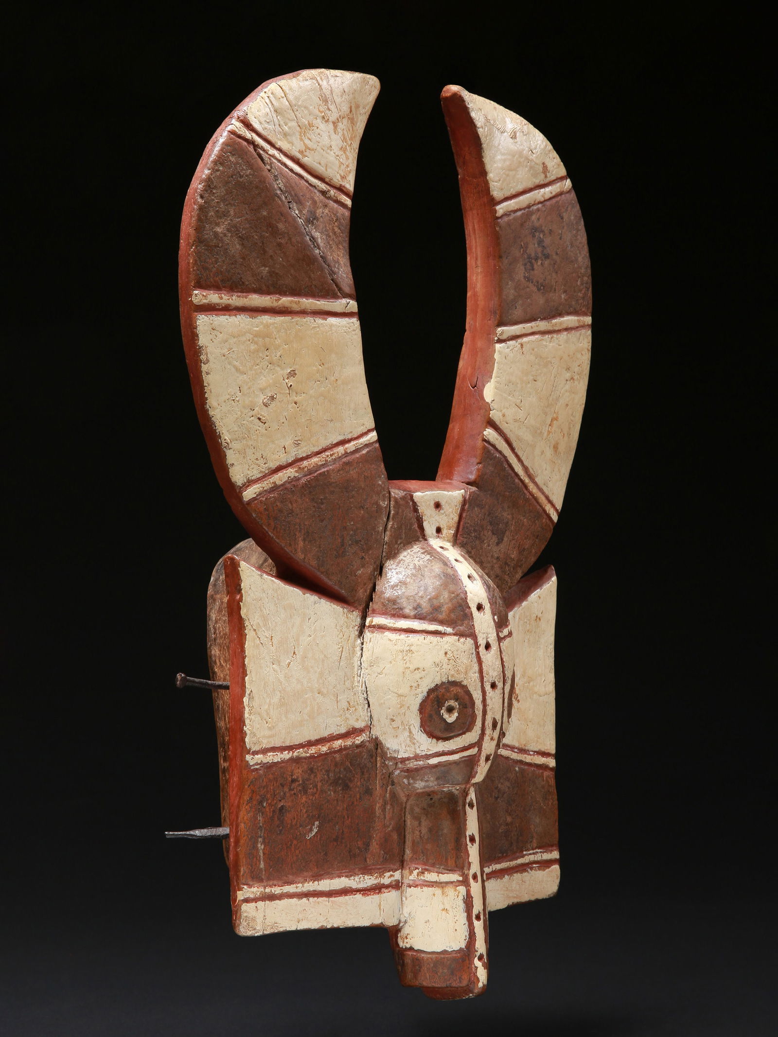 A Gurunsi Mask, "simma" - 3