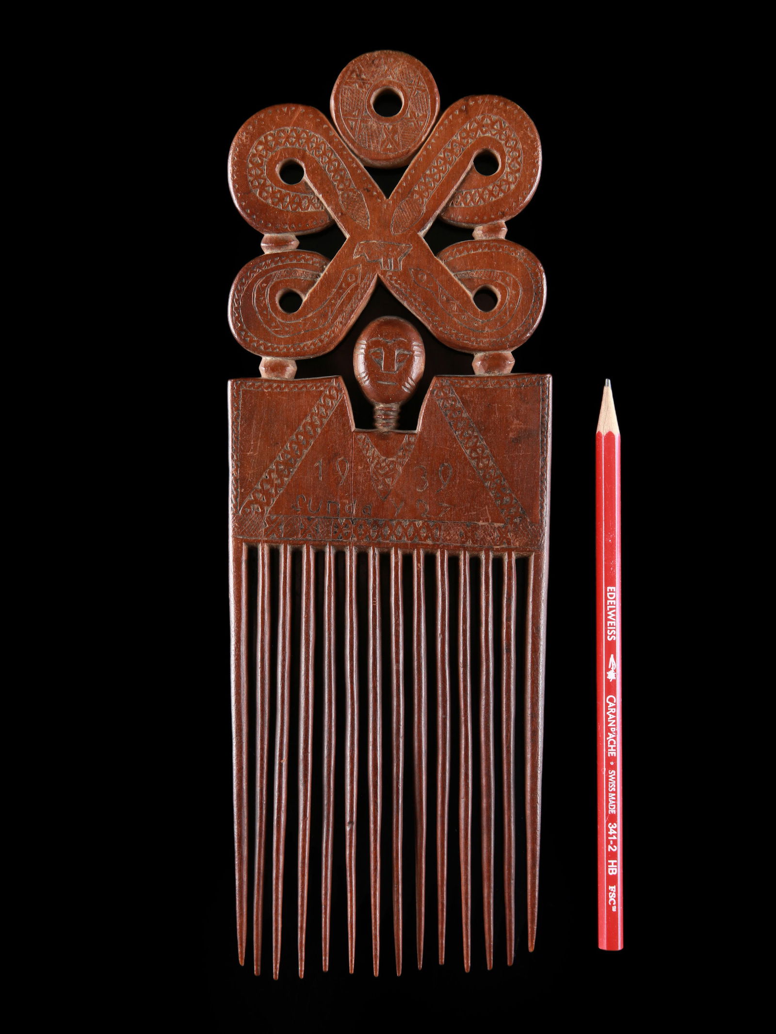 An Asante Comb, "duafe" - 2
