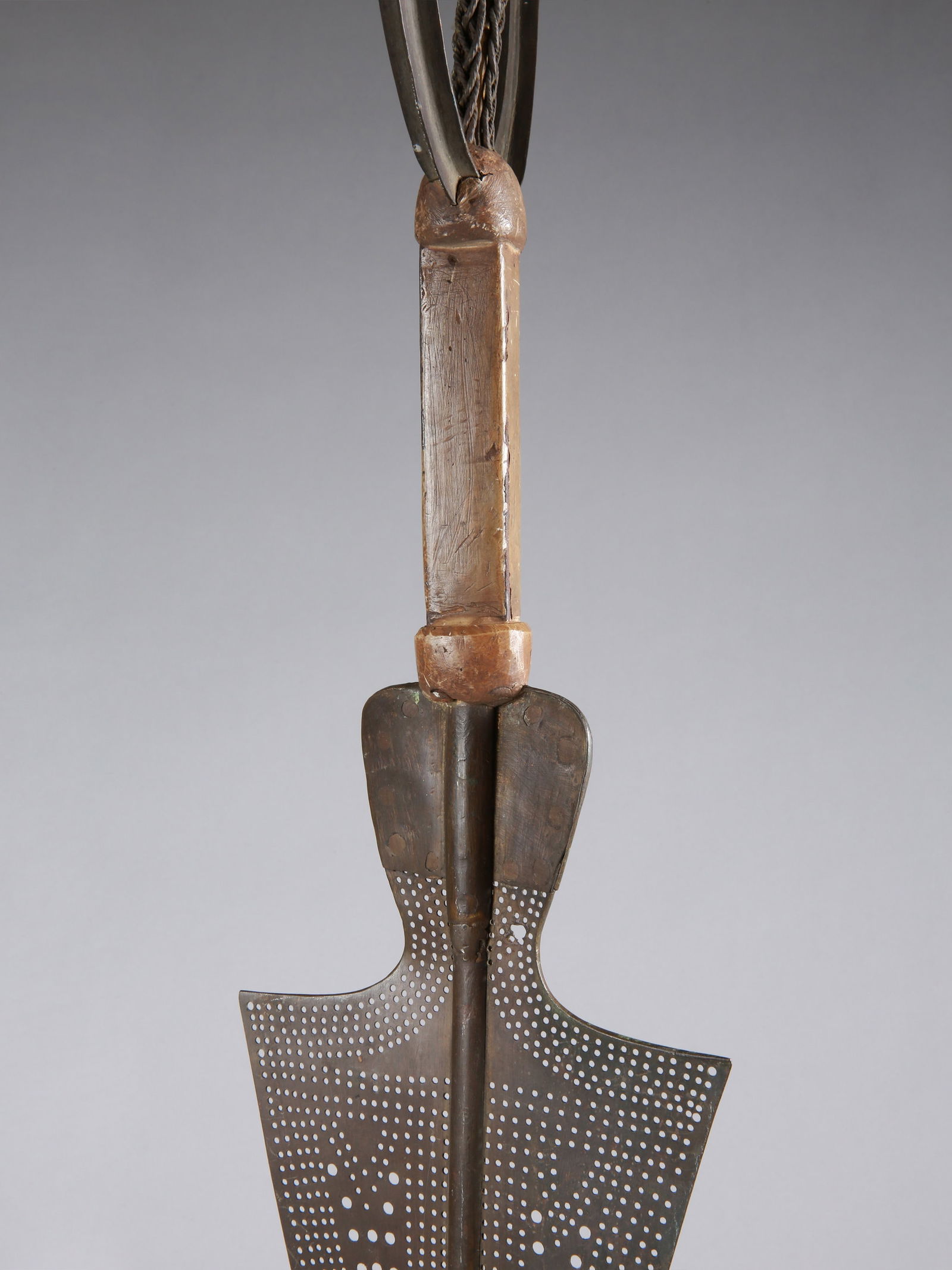 An Edo Ceremonial Sword, "eben" - 10