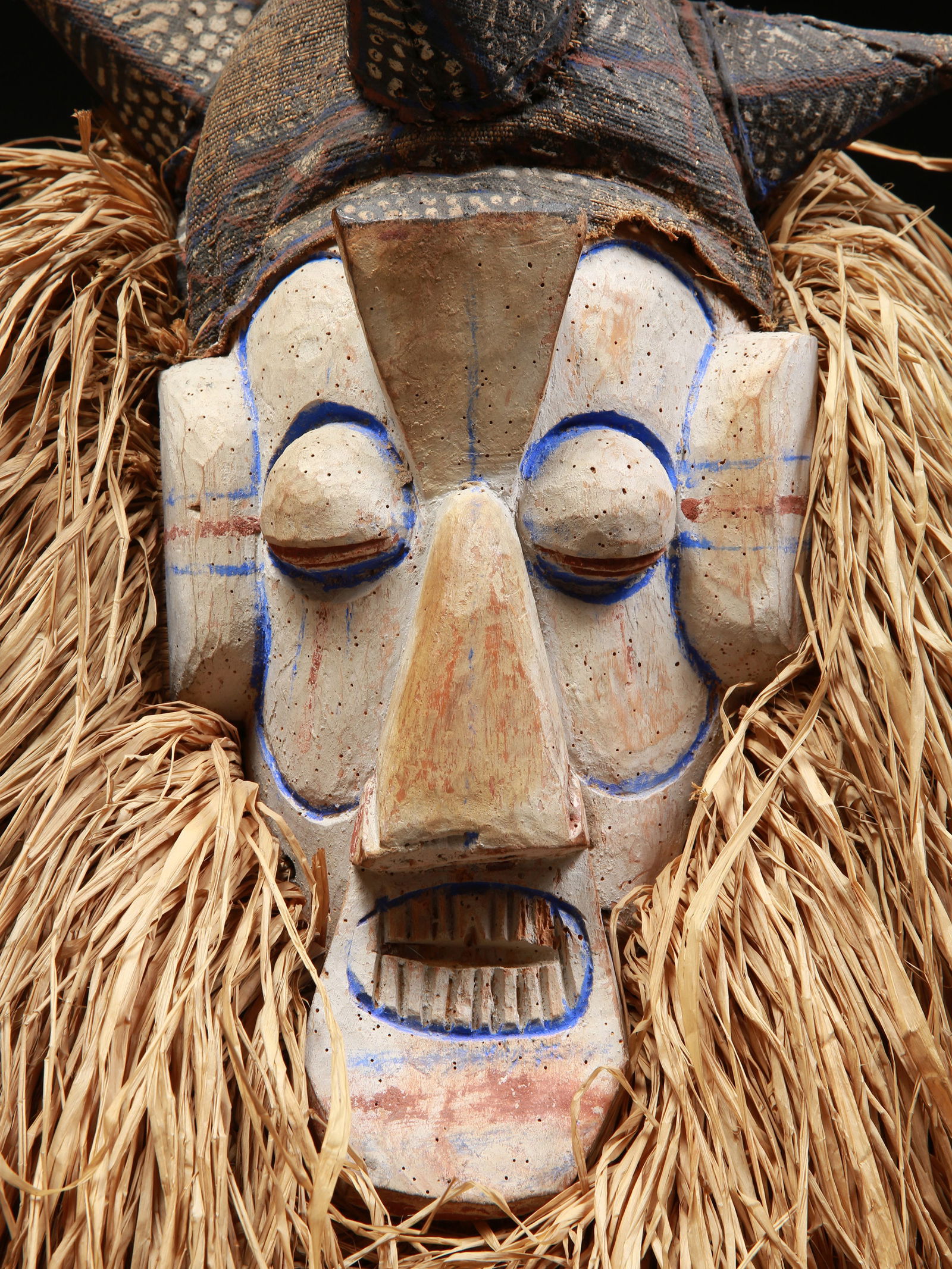 A Yaka Mask, "ndeemba" - 11