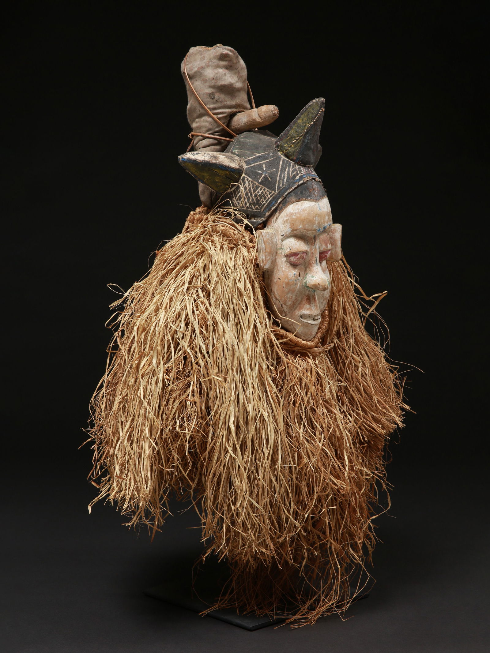 A Yaka Mask, "ndeemba" - 5