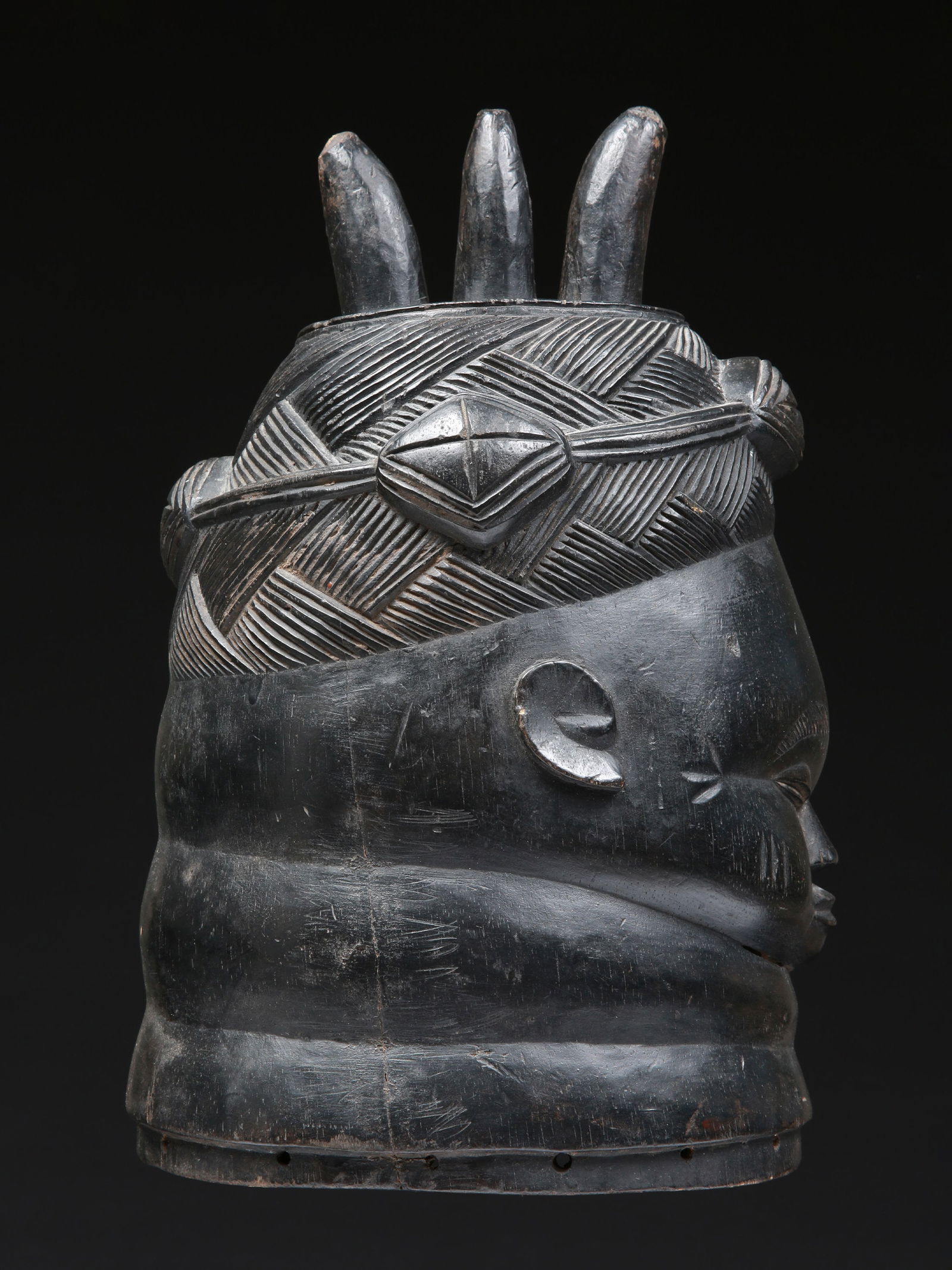 A Mende Helmet Mask, "soweï" - 4