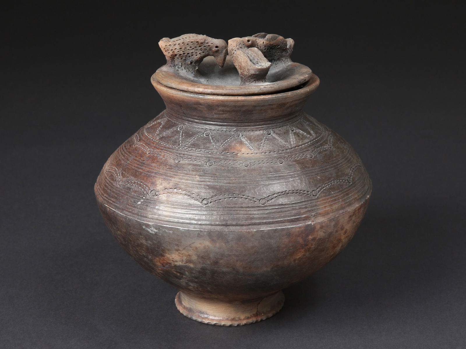 A Baule lidded Vessel, "gole" - 7