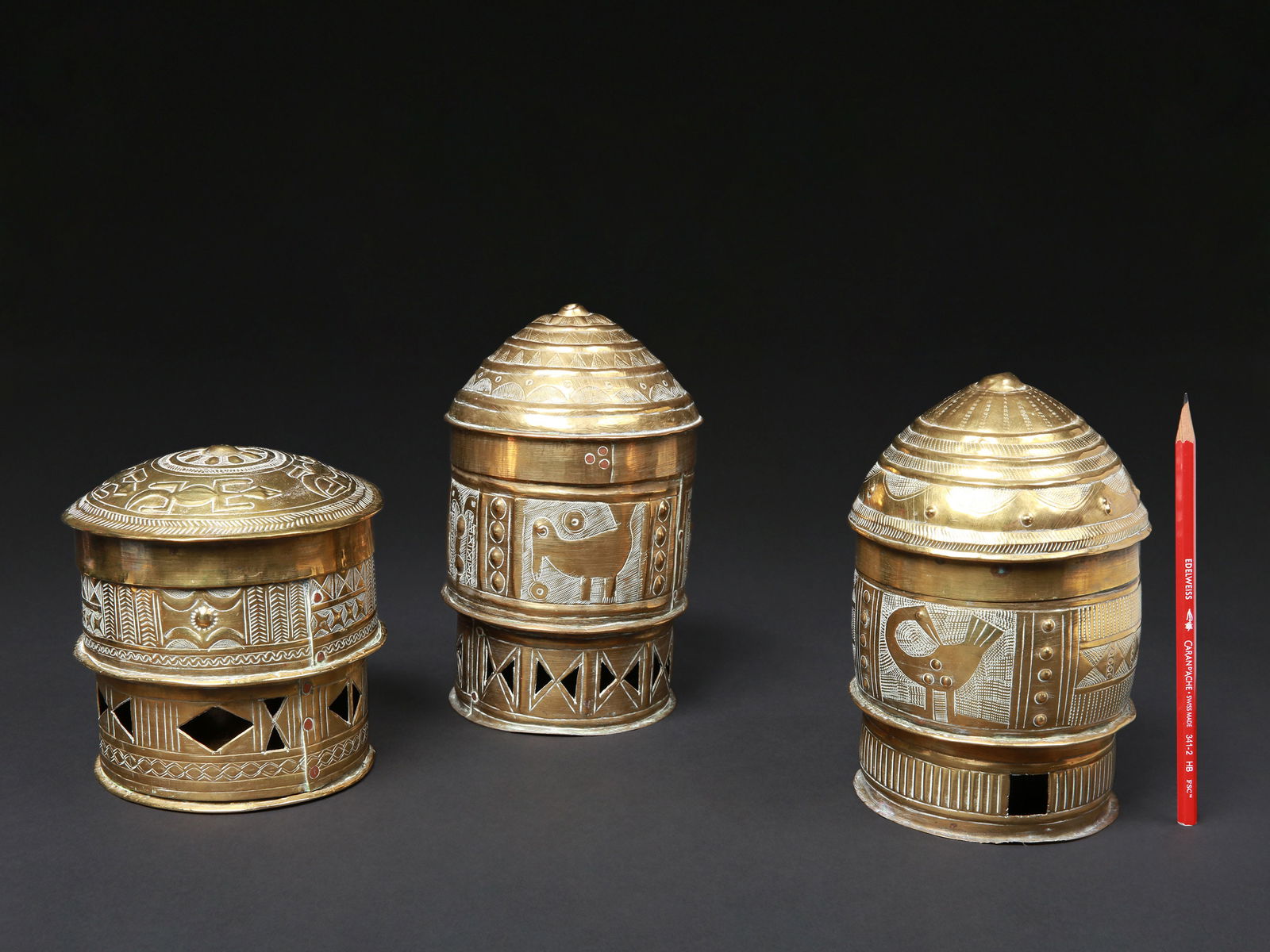 3 Asante lidded Vessels, "forowa" - 2