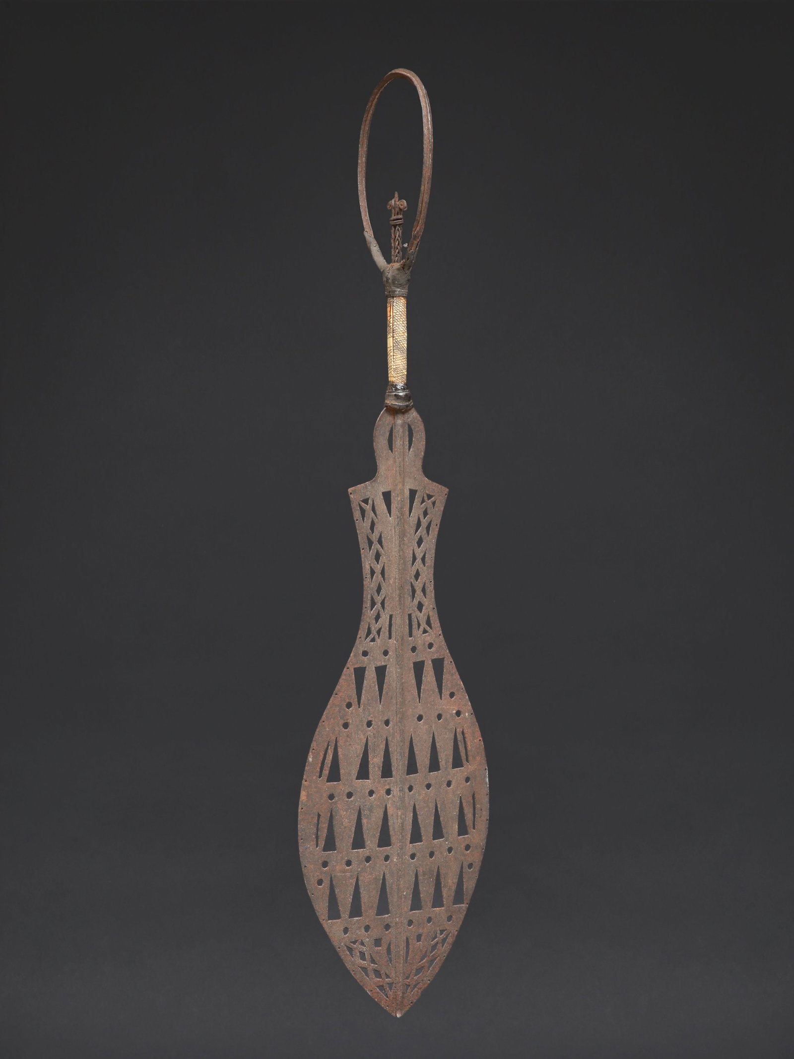 An Edo Ceremonial Sword, "eben" - 4