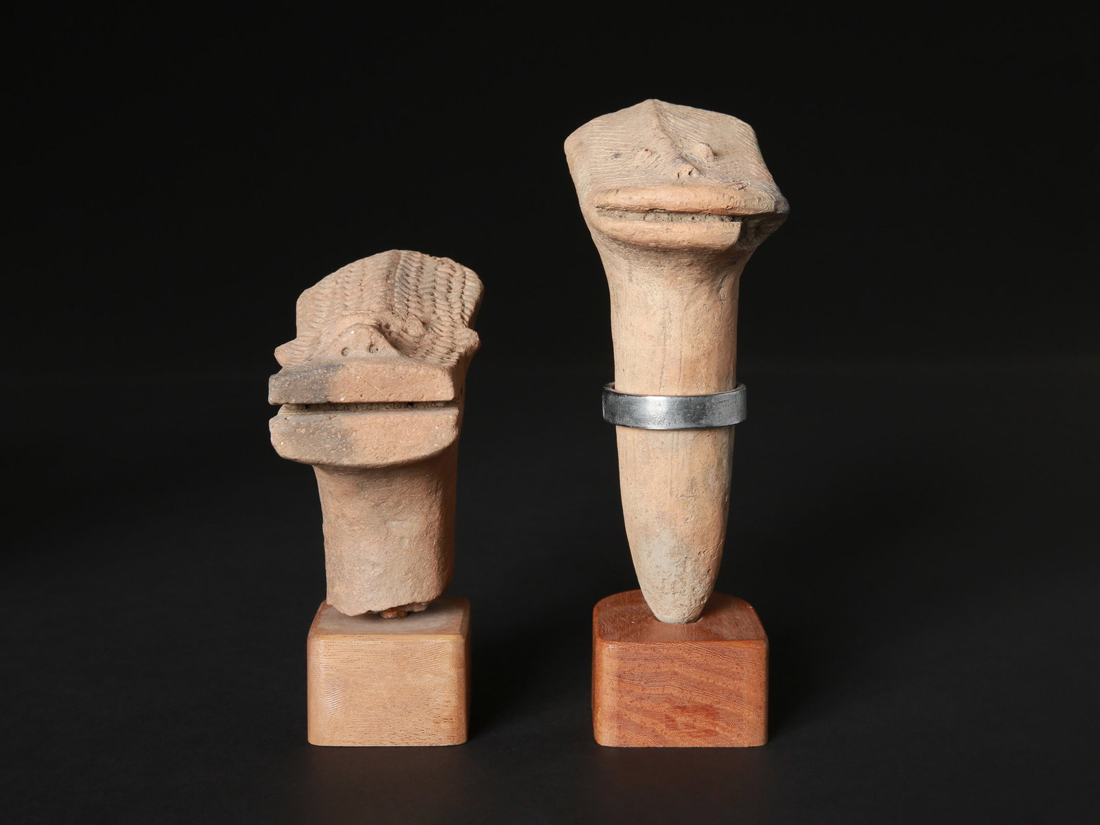 2 Sao Terracotta Heads - 10