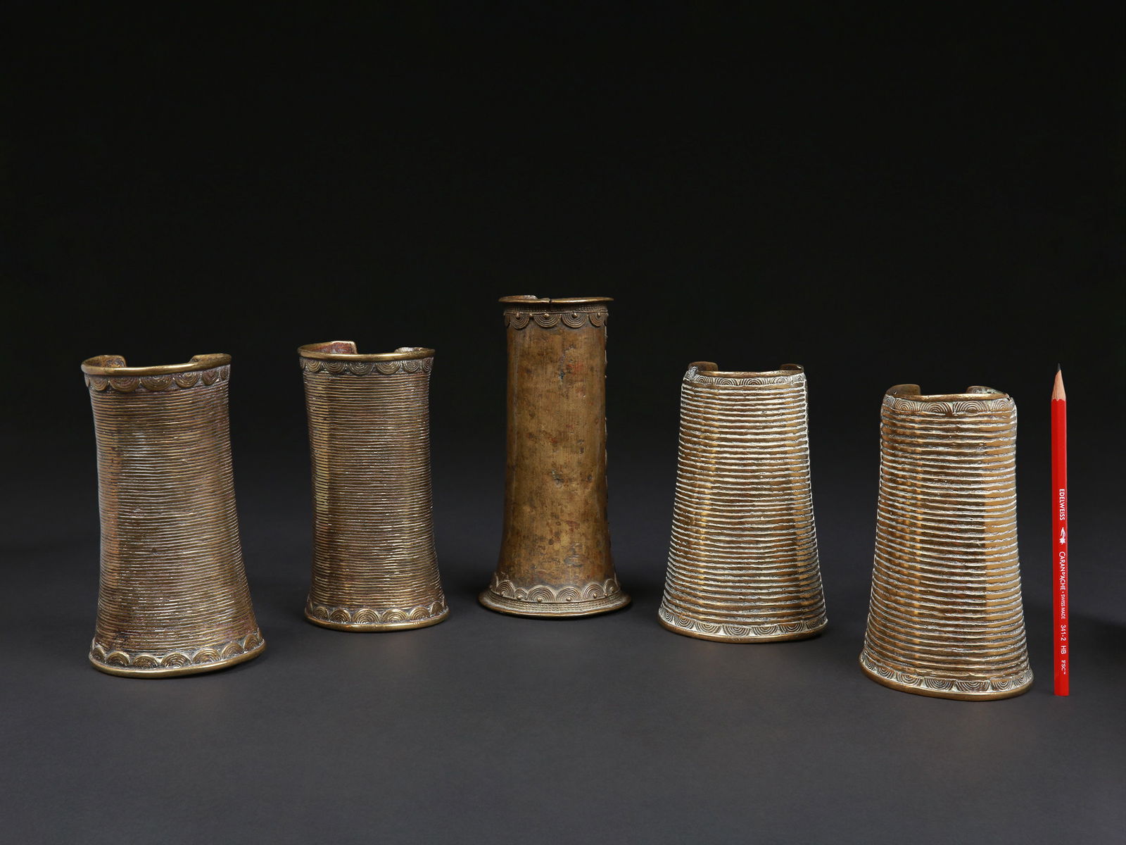 5 Kapsiki Bracelets with geometric Patterns - 2