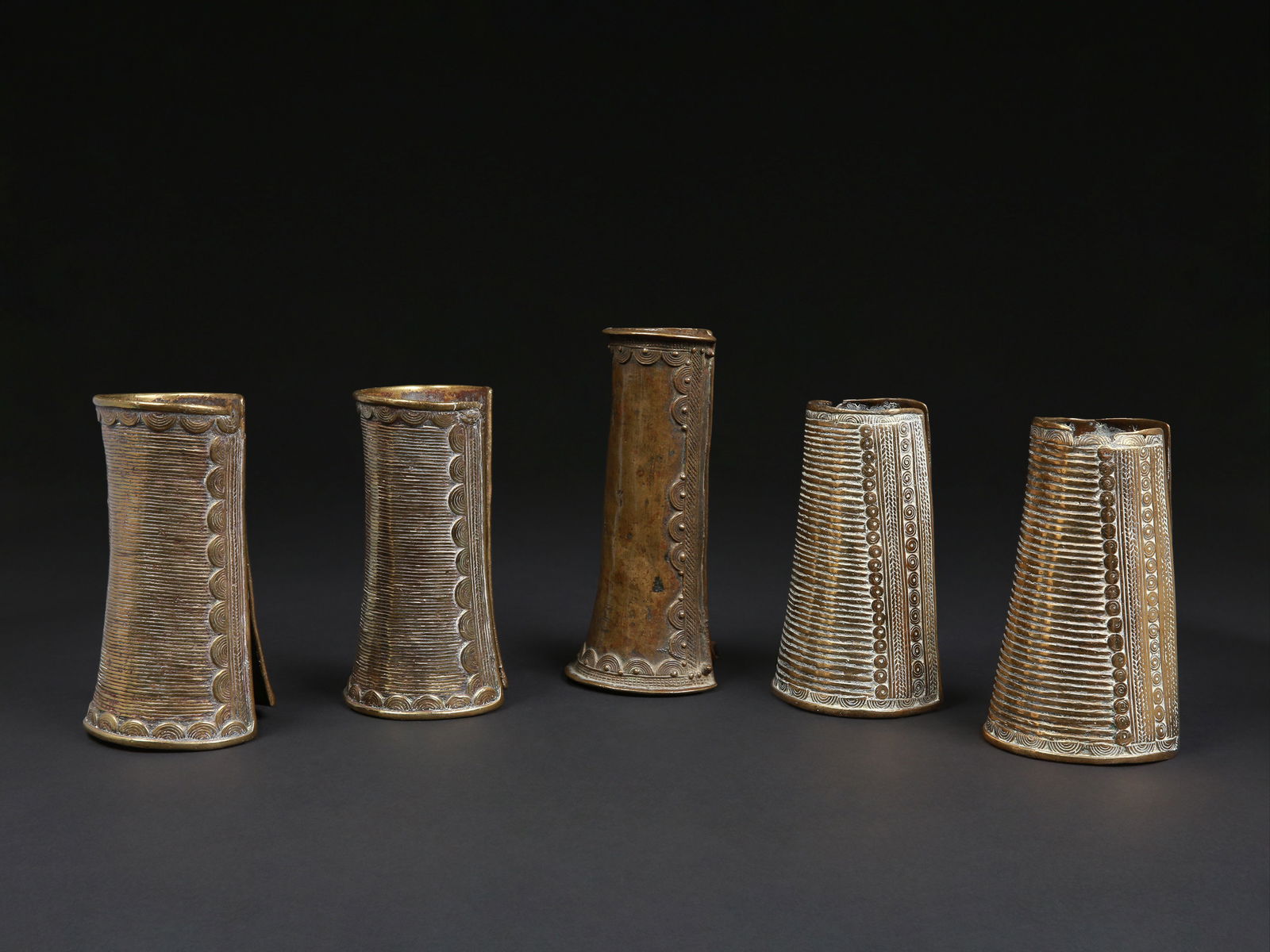 5 Kapsiki Bracelets with geometric Patterns - 5